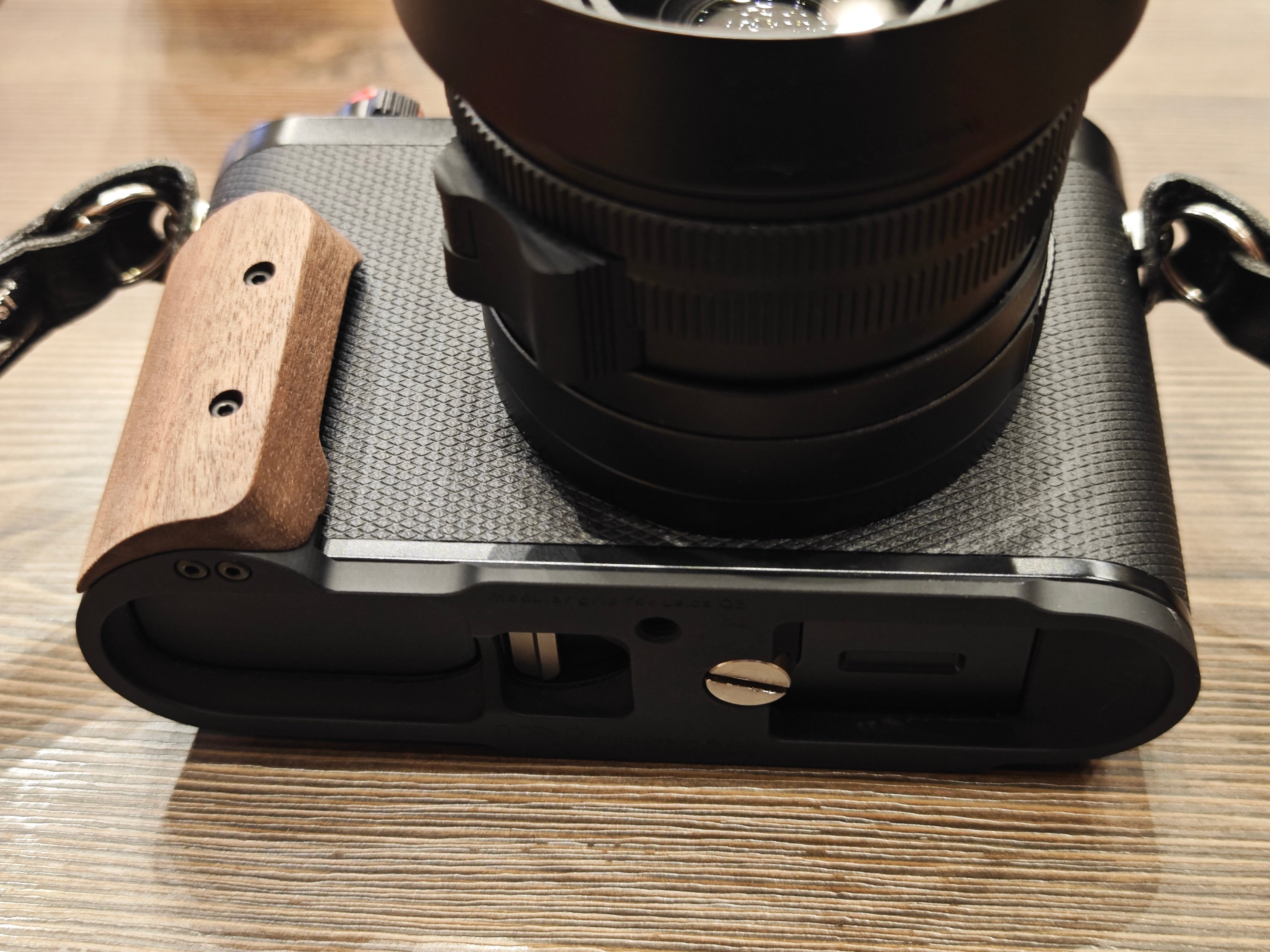 Leica (ライカ) Q3用 レンズフード