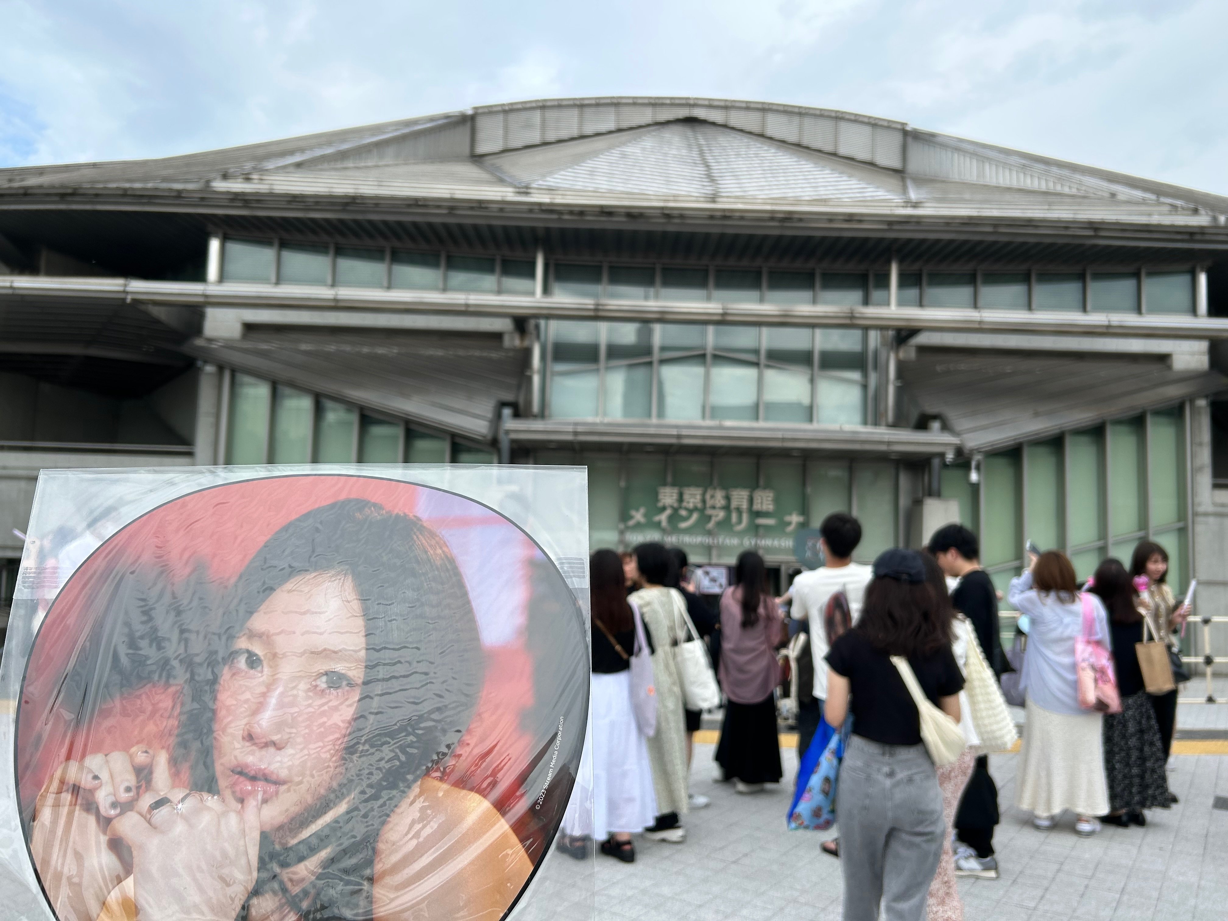 少女時代 テヨン The ODD of LOVE Tシャツ Mサイズ 4U×The QUEEN of PURPLE tWOMAN LIVE Can u feel 