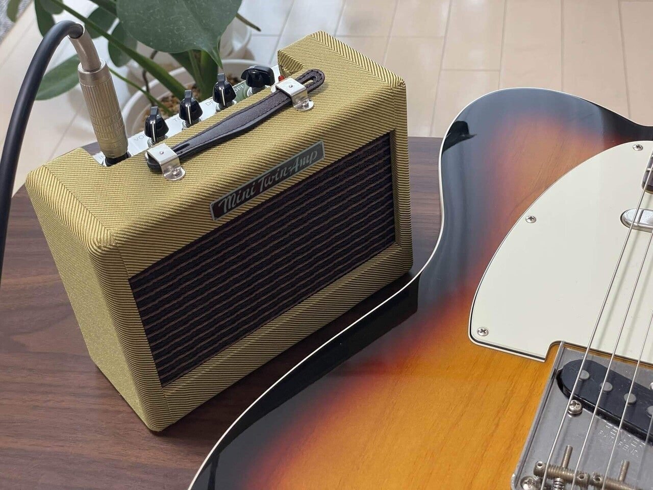弦楽器、ギター Guitar and Guitar Amp Fender MINI 57 TWIN-AMP｜桑原和弘／100年経営理念®／陽明学／幕末好き