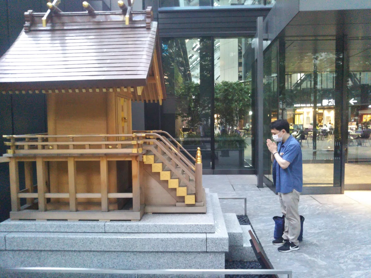 出雲大社淀橋分祠に参拝する来場者の図(本人許可済み)