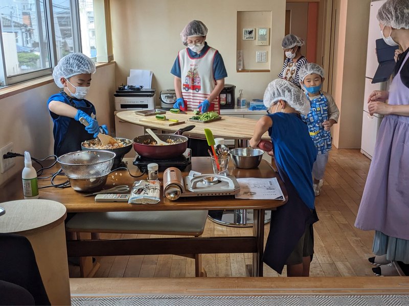 子ども食堂であやとり