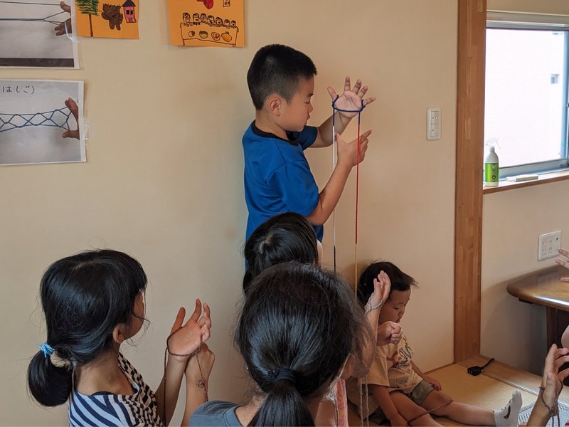 子ども食堂であやとり