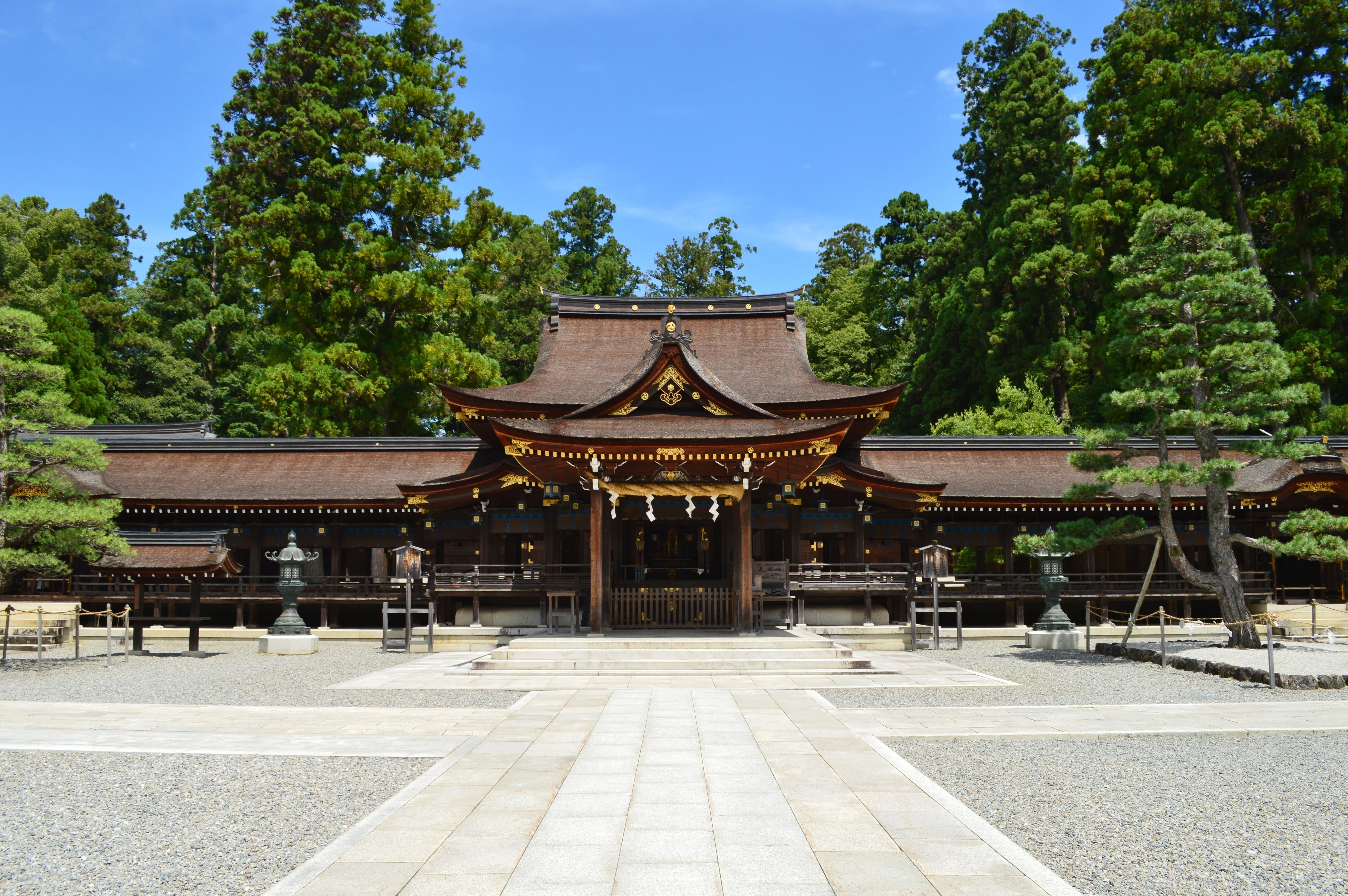 オオクニヌシ】傷ついたウサギを助けた心優しい神様なのに兄弟から