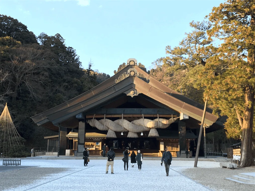 オオクニヌシ】傷ついたウサギを助けた心優しい神様なのに兄弟から