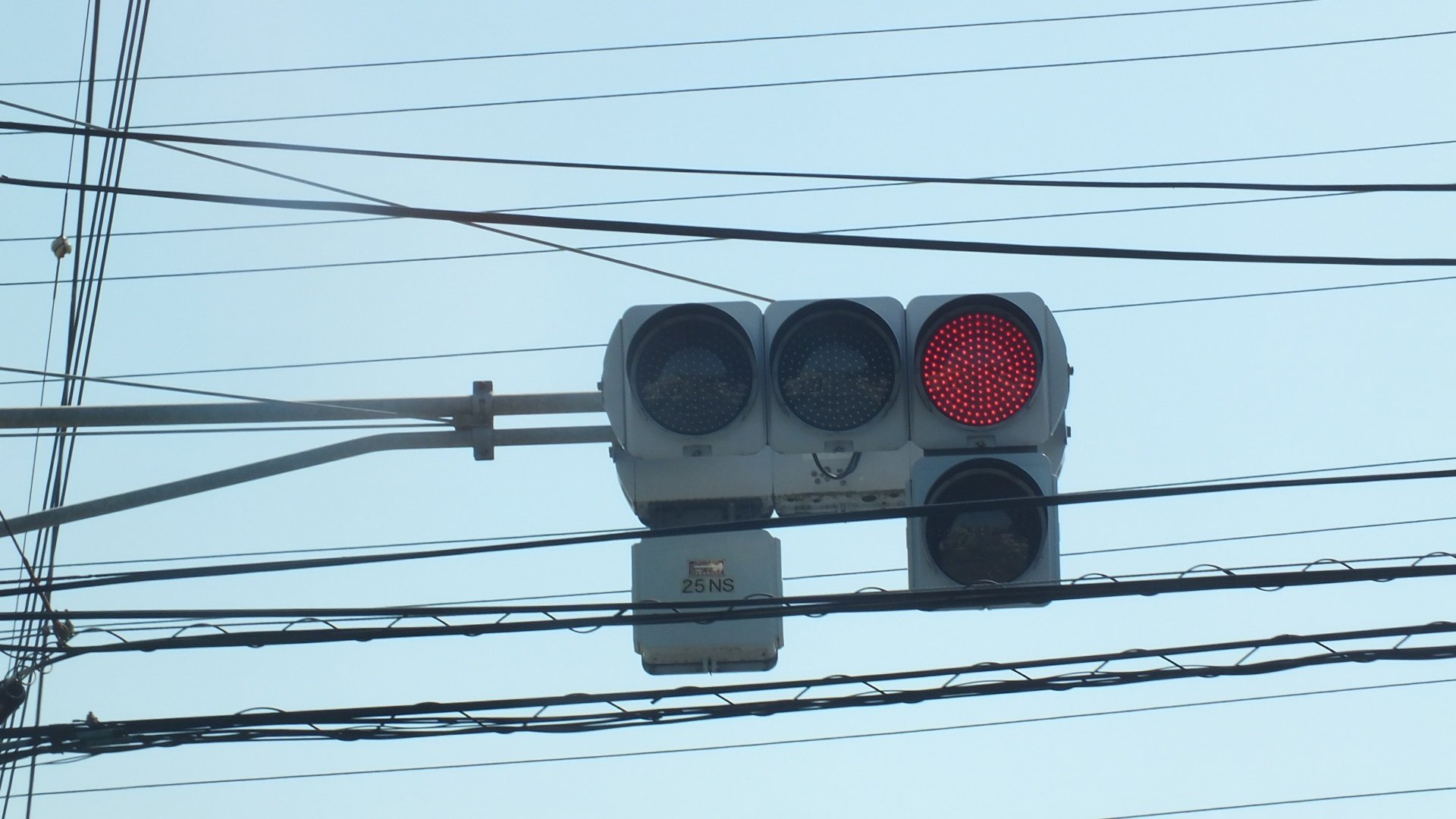 小糸TK2＋日信2代目薄型右折矢印灯 in 北本市中丸6丁目｜光山祐弥の