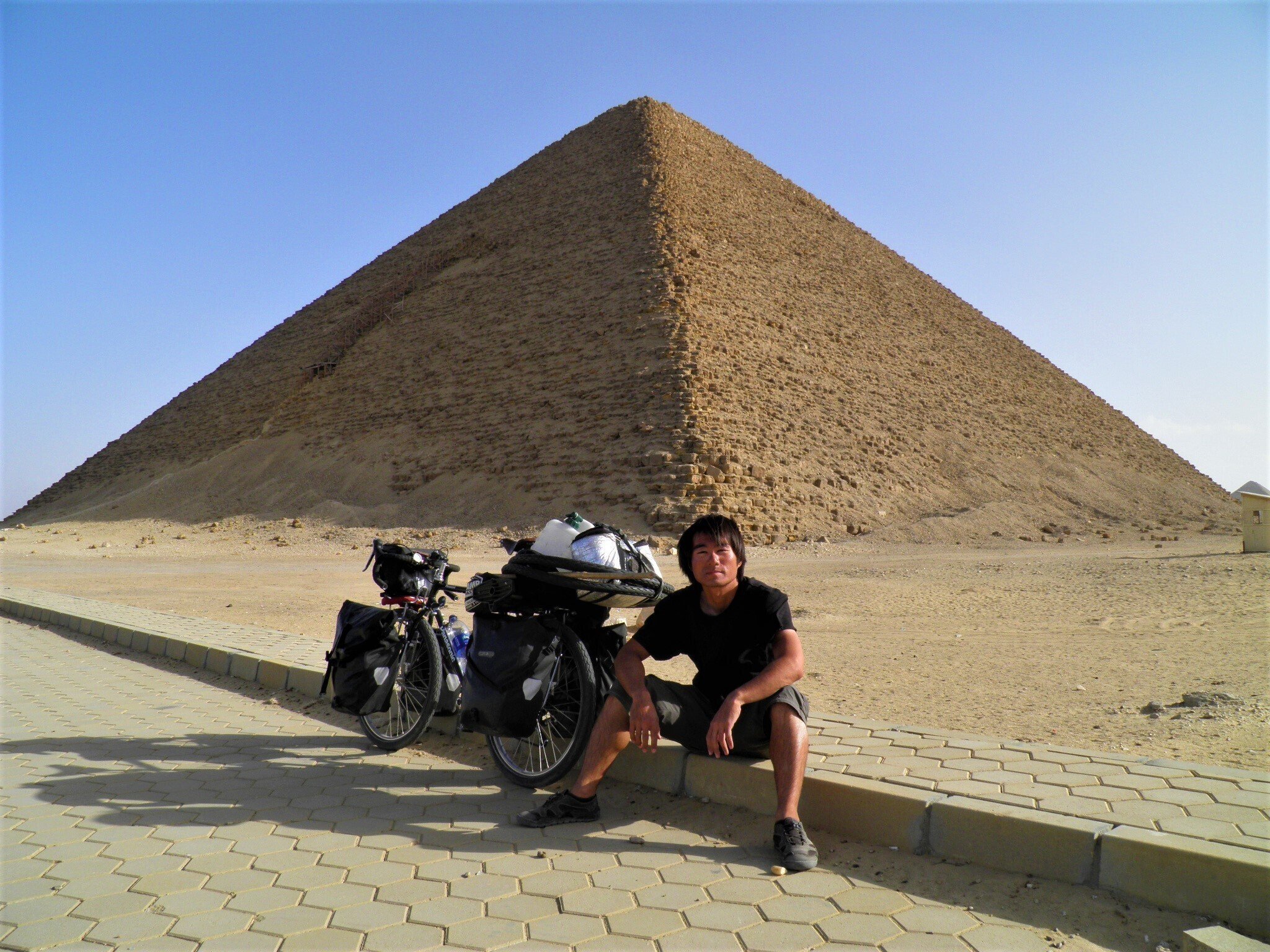 世界のピラミッド｜浅地亮の自転車旅で見る世界