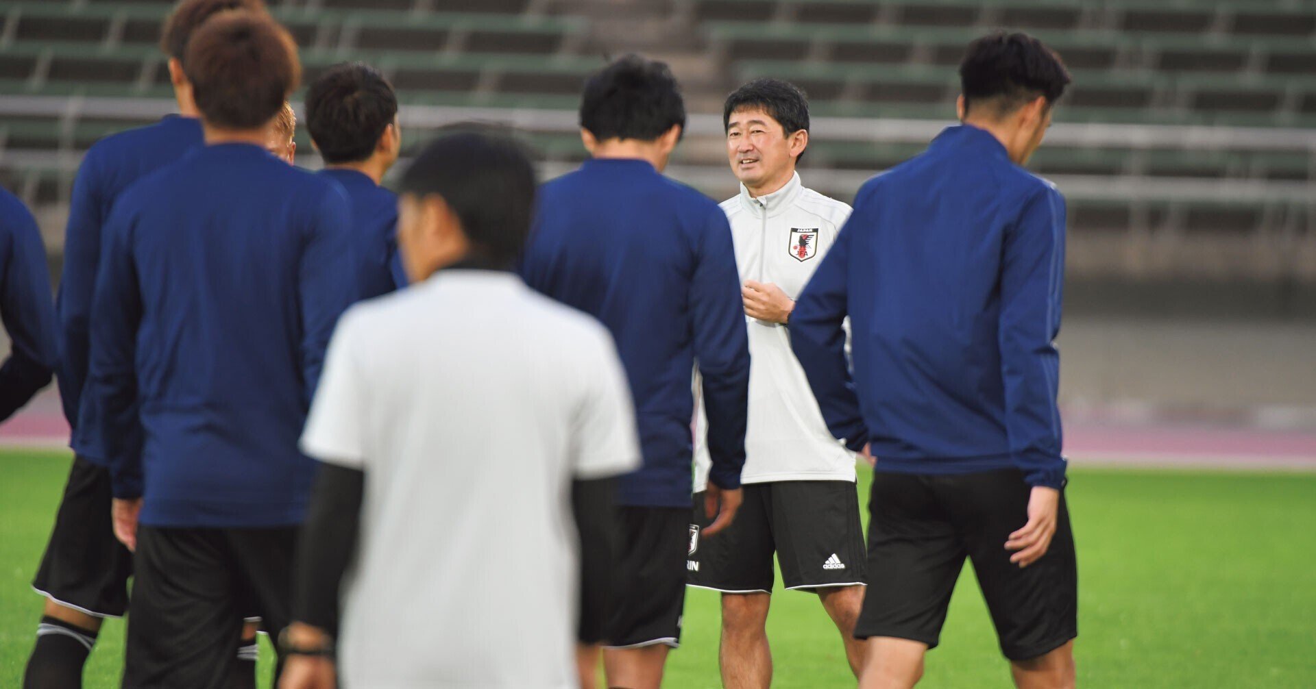 サッカー日本代表。テクニカルデベロップメントプログラムポロシャツ 歴代日本代表と「中盤の守備の曖昧さ」 W杯で追求すべきはゾーンか