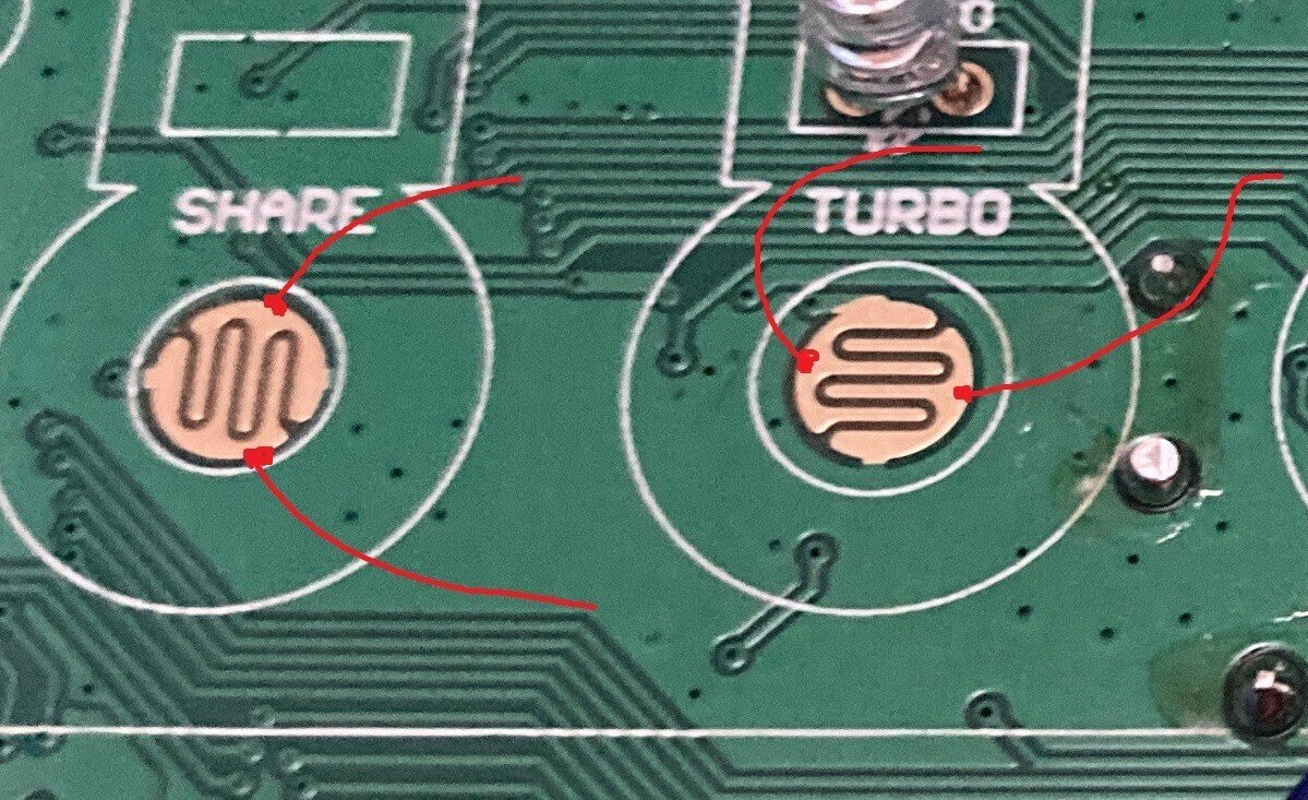 はんだ付けを駆使して、オブシディアンの天板にボタンを増やした