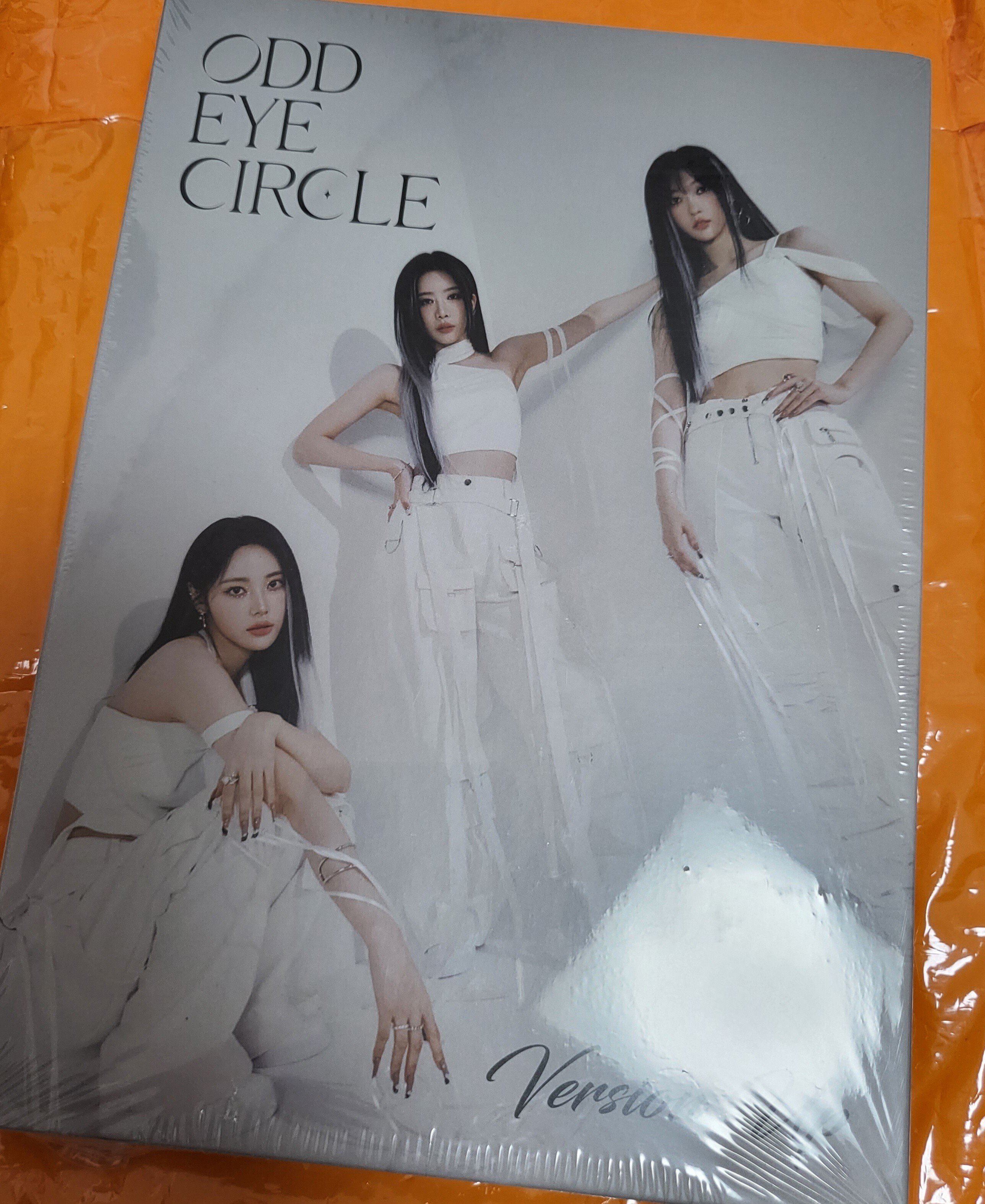 ODD EYE CIRCLE❤️💙💜『Version Up』のCDが届いたよ！👏｜Water ...