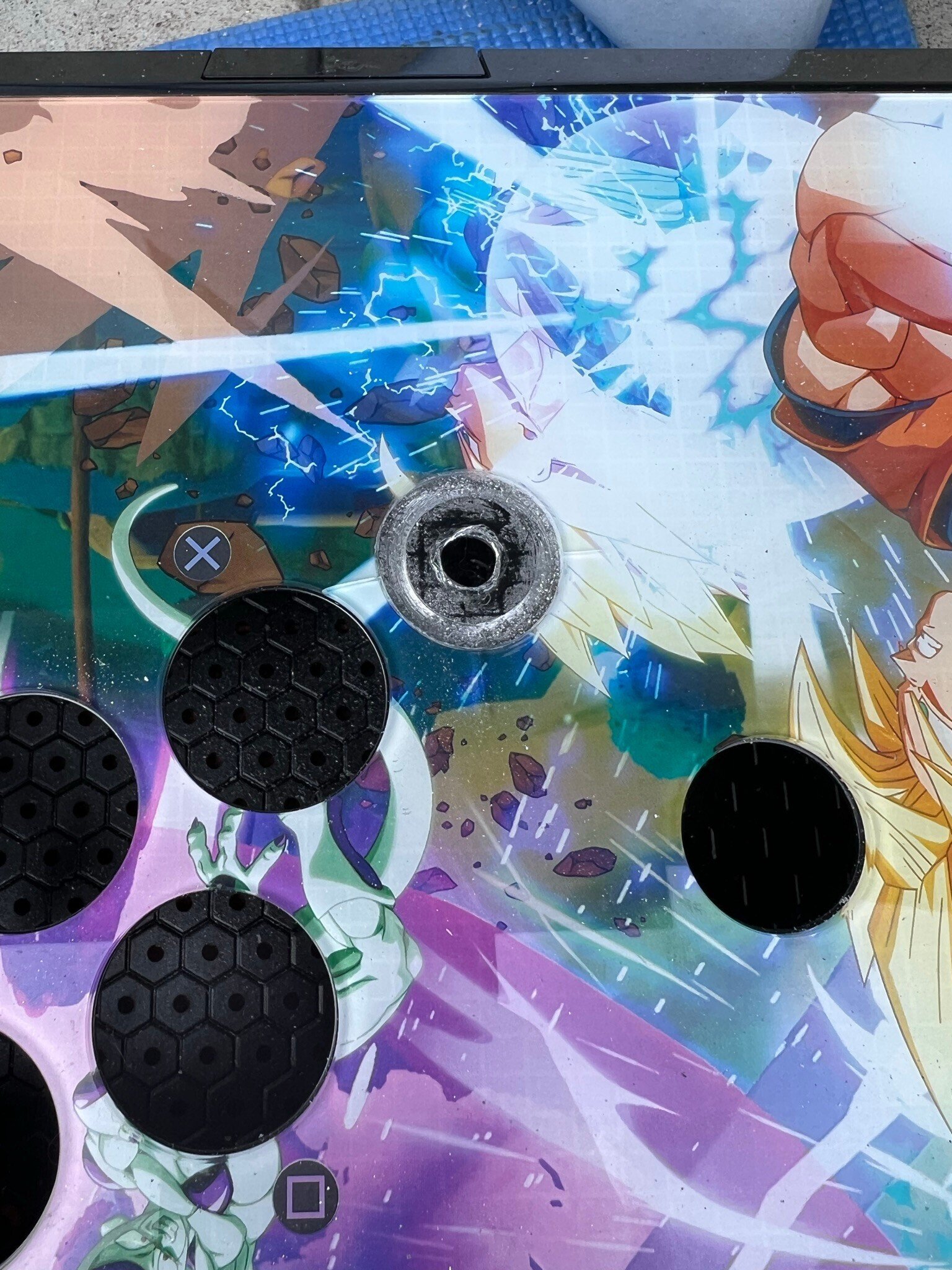Razer panthera evo インパクトパリィボタン増設 ボタンを増設するためにパンテラに穴をあけた話｜佐藤（sugarOsato）