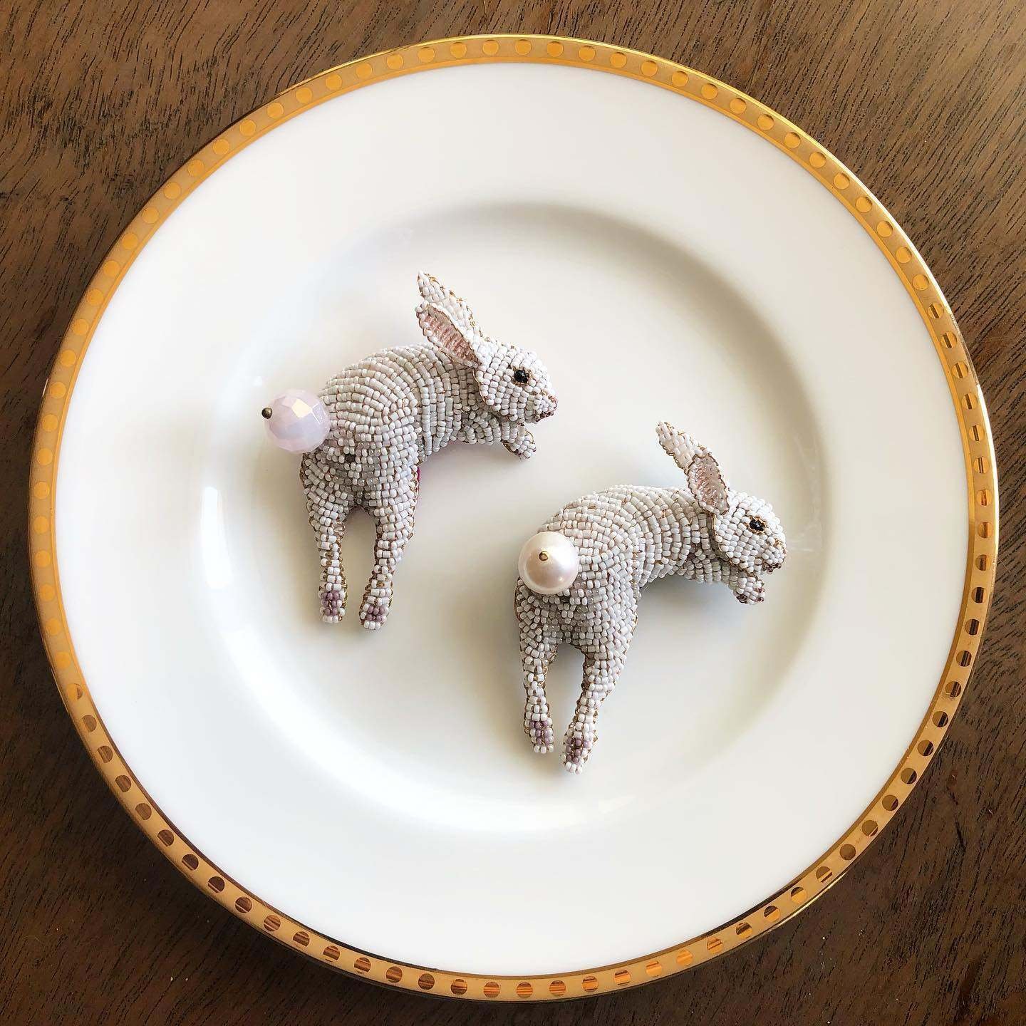 ブローチ作家のDukeさんにインタビューしました。｜左藤玲朗