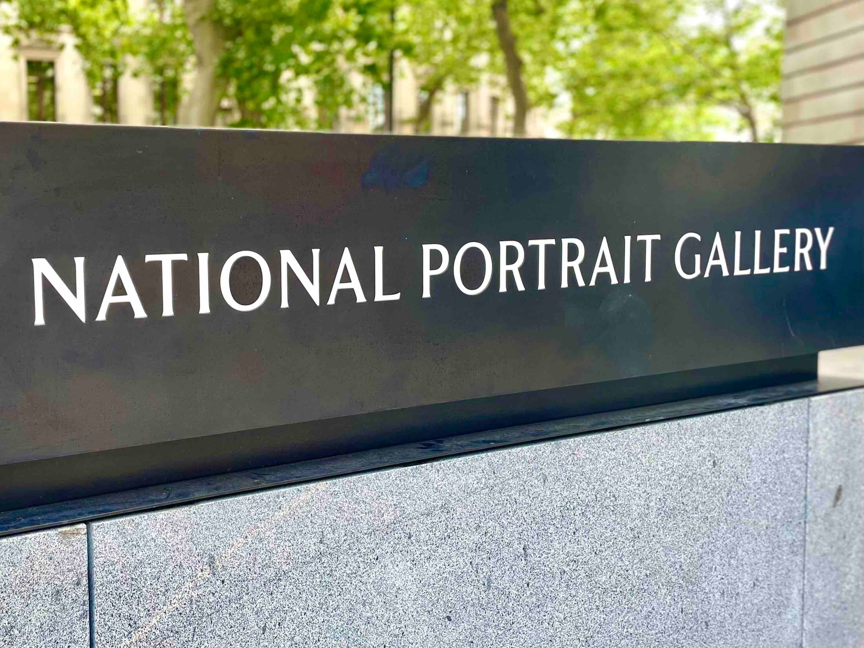 PAUL McCARTNEY PHOTOGRAPHS 1963-64 EYES OF THE STORM・NATIONAL