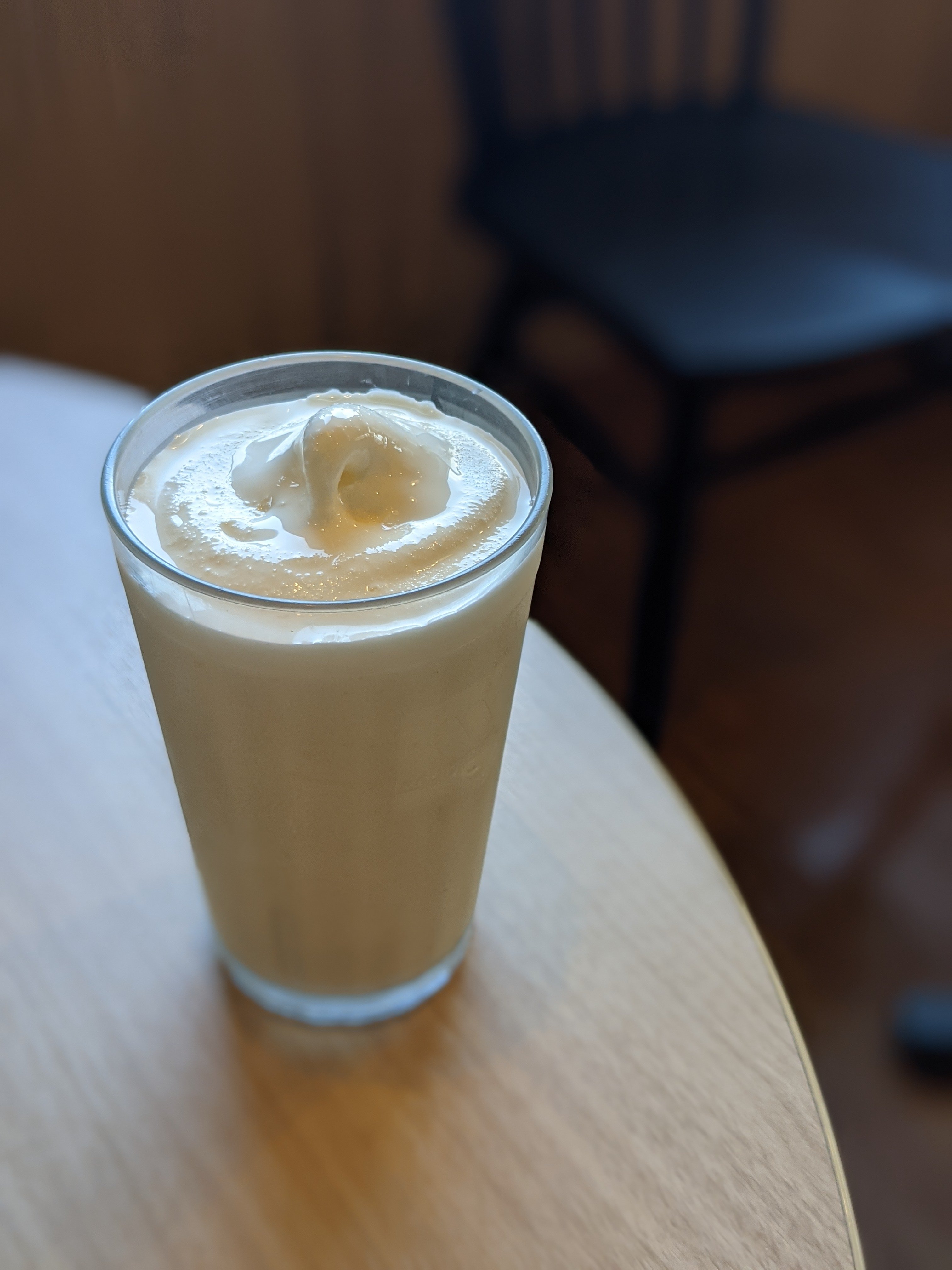 シェイク飲み比べ ～モスバーガー～｜三谷乃亜