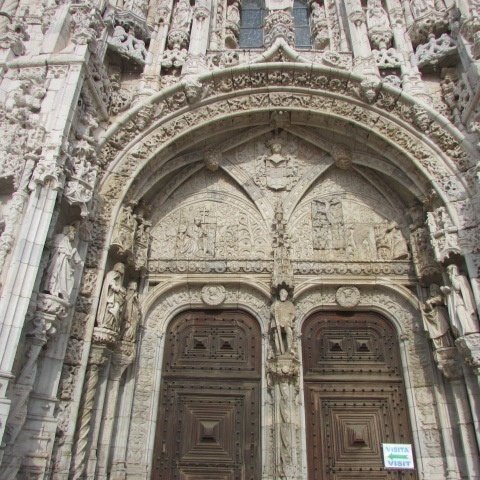 大航海時代の残影、ポルトガルを初訪問華麗な装飾の修道院や独自