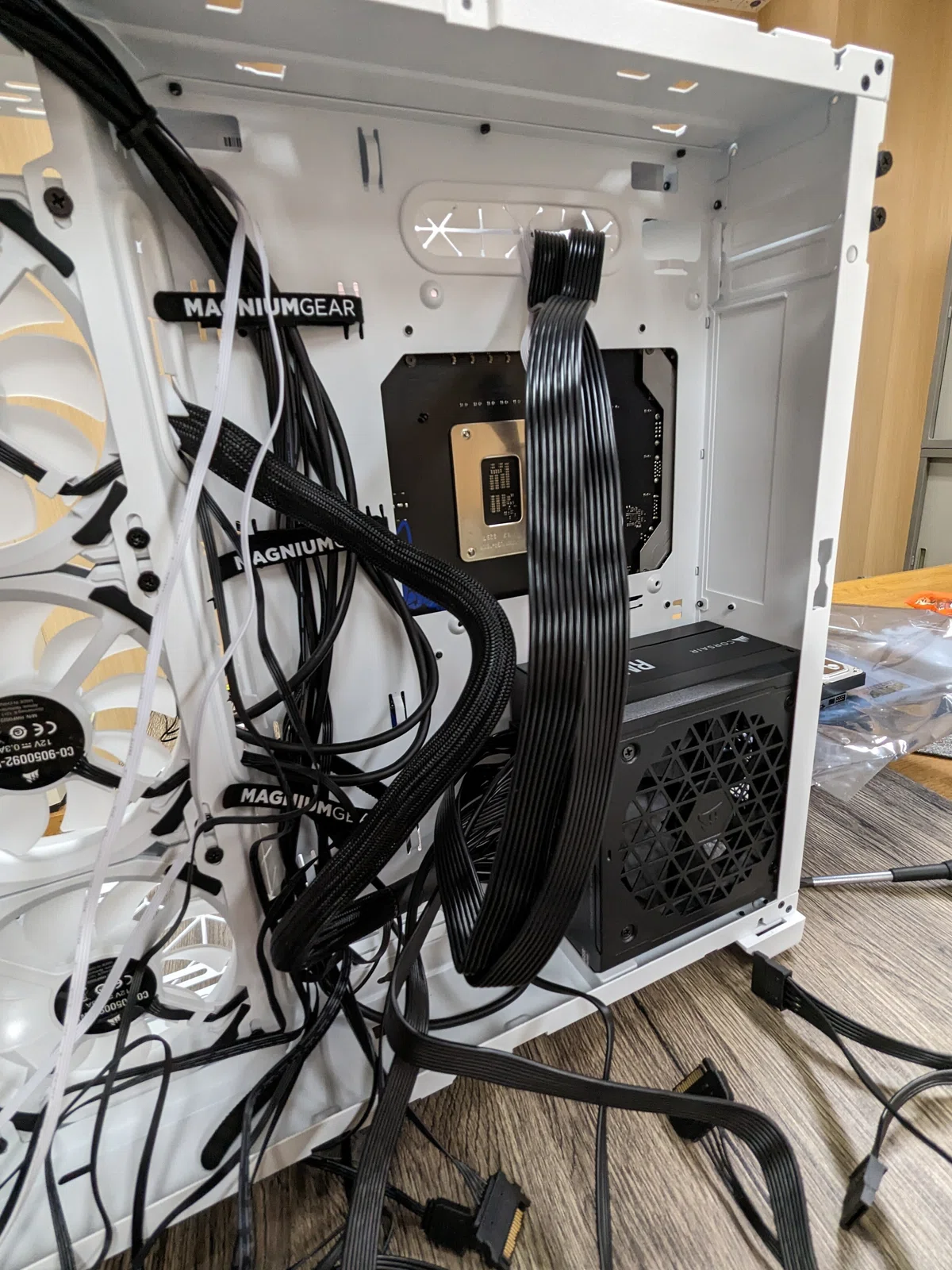 自作PCに挑んだ時の話｜zzz