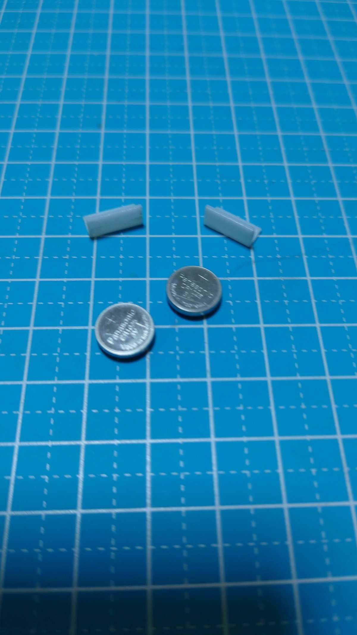 市販されてない電池ボックスの作り方｜色黒おっさん