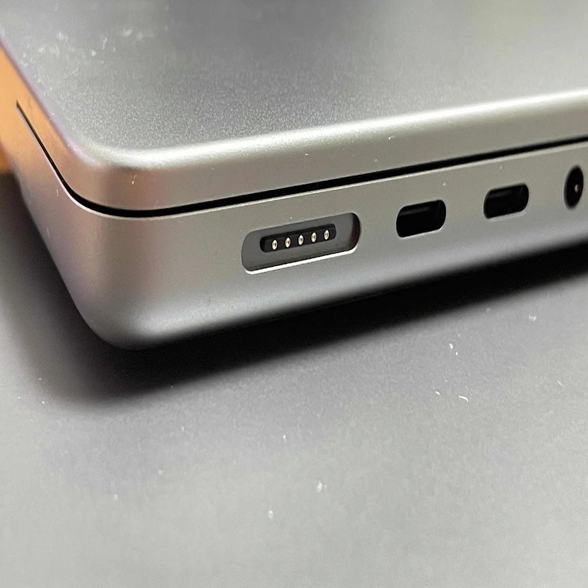 M1 Max搭載MacbookProを購入して思ったこと｜SUKE【カメラと 