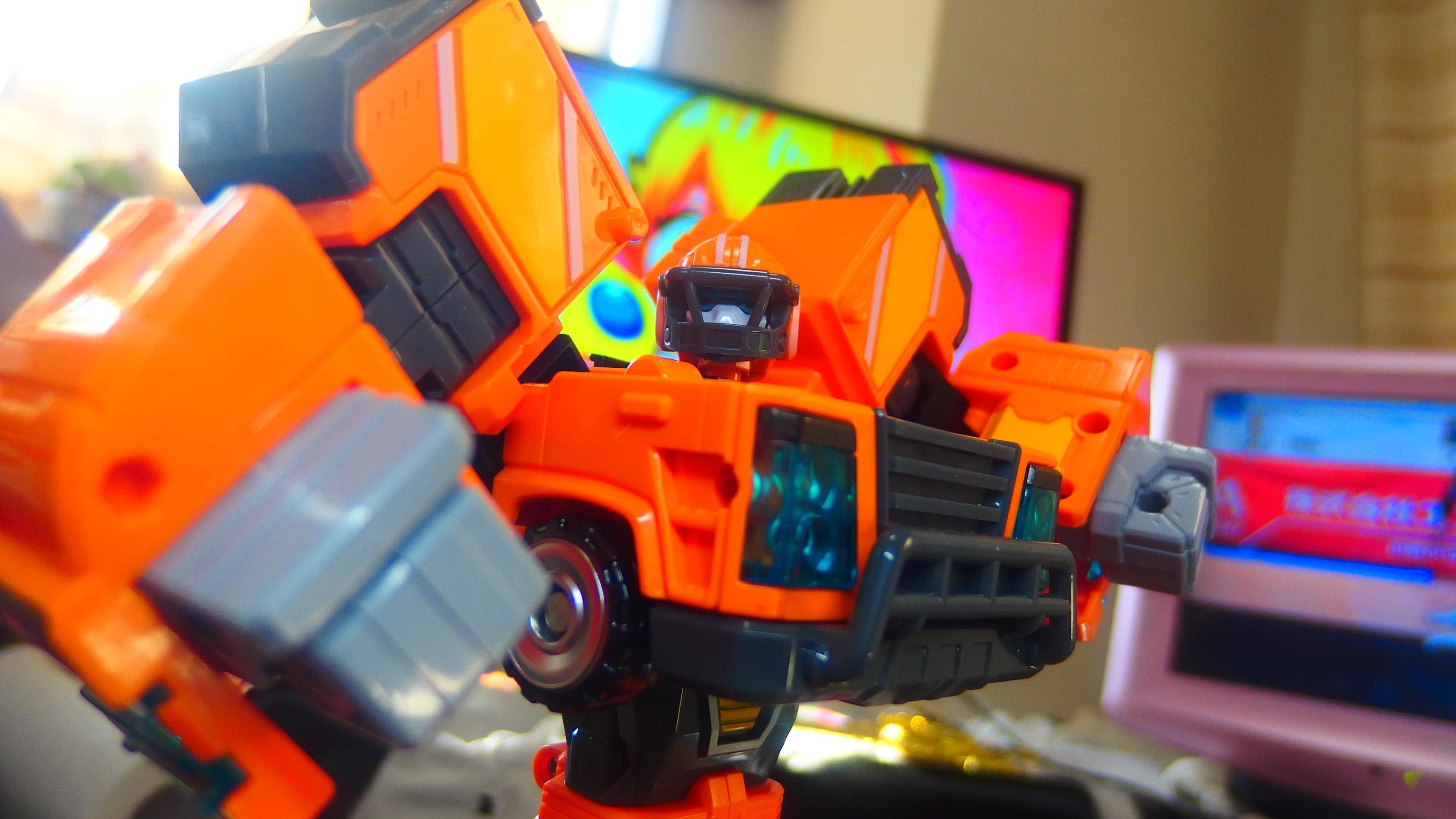 Amazon.co.jp: メタルカードボット メガトラッカー 変身ロボット