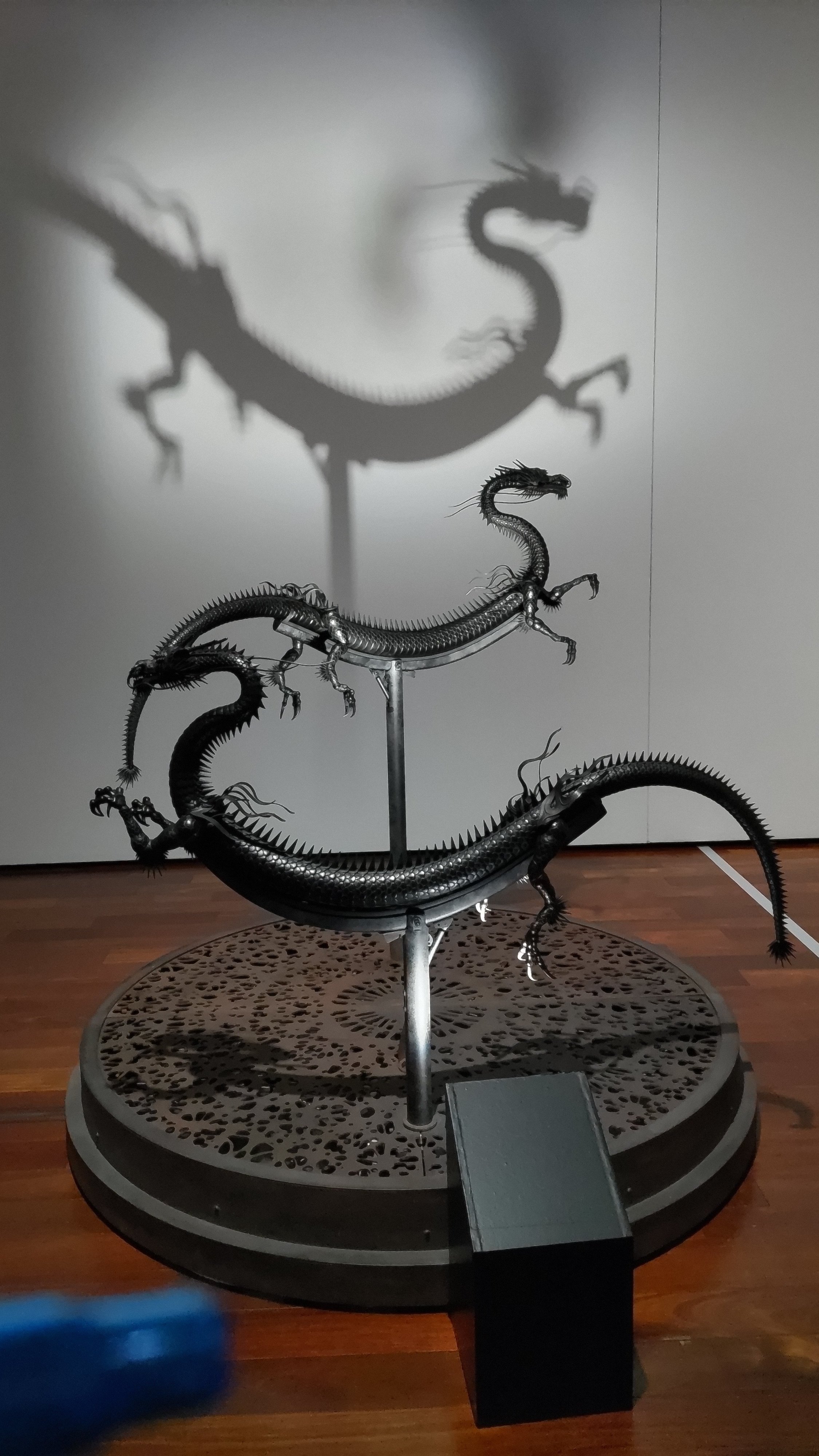 江戸時代〜明治時代超絶技巧在銘金工師細工稀少博物館資料級自在古銅製置物難あり。 世界を驚かせた日本工芸の至宝！明治の超絶技巧を生み出した職人