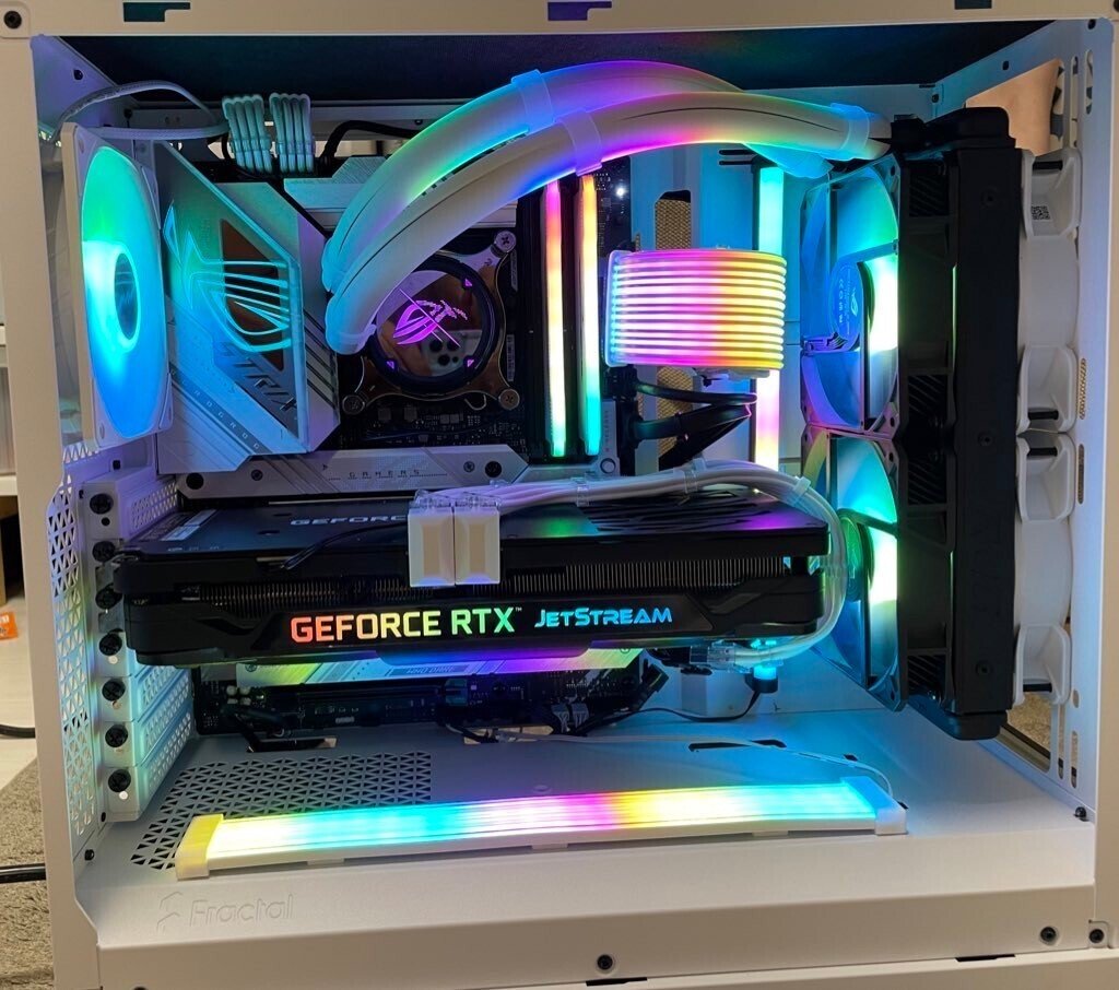 白いゲーミングPC GTX1660Ti ヴァロラント可能(VALORANTを快適 白いゲーミングPC GTX1660Ti ヴァロラント可能(VALORANTを快適