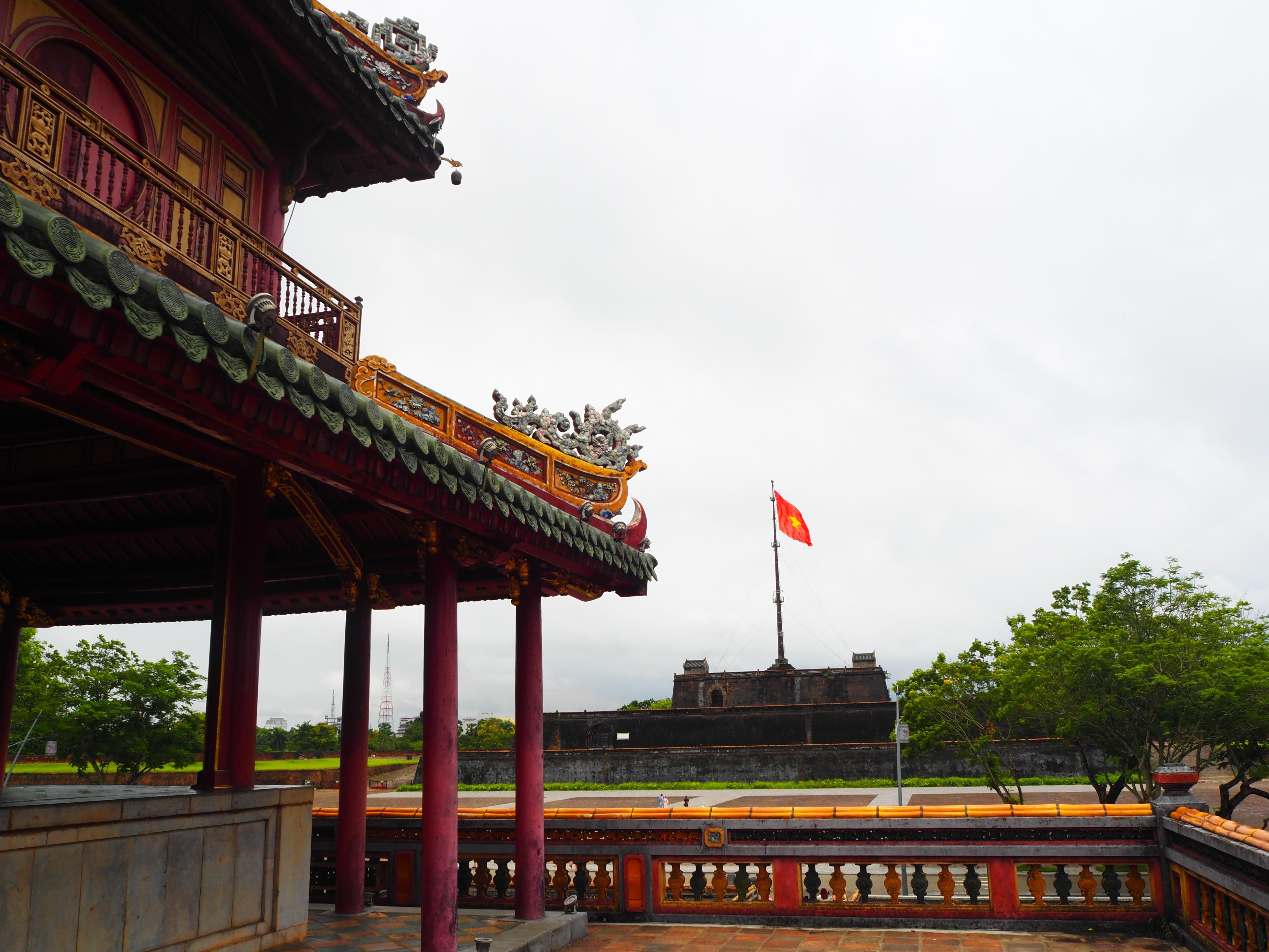 人生に絶望してベトナムに飛び立った話11〜フエのグエン朝王宮跡へ〜｜ntk