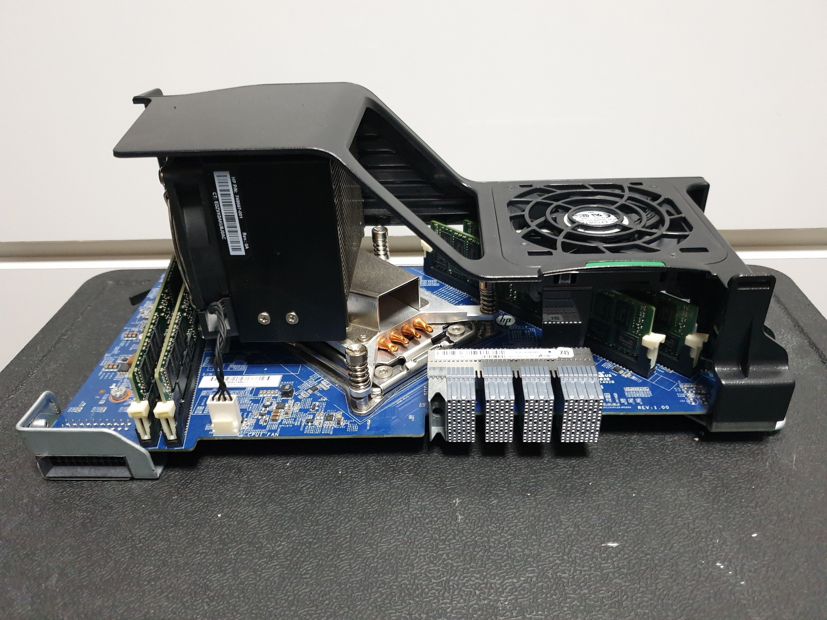 HP ワークステーション Z640用 セカンドCPUライザー 分つ HP ワークステーション Z640用 セカンドCPUライザー 分つ