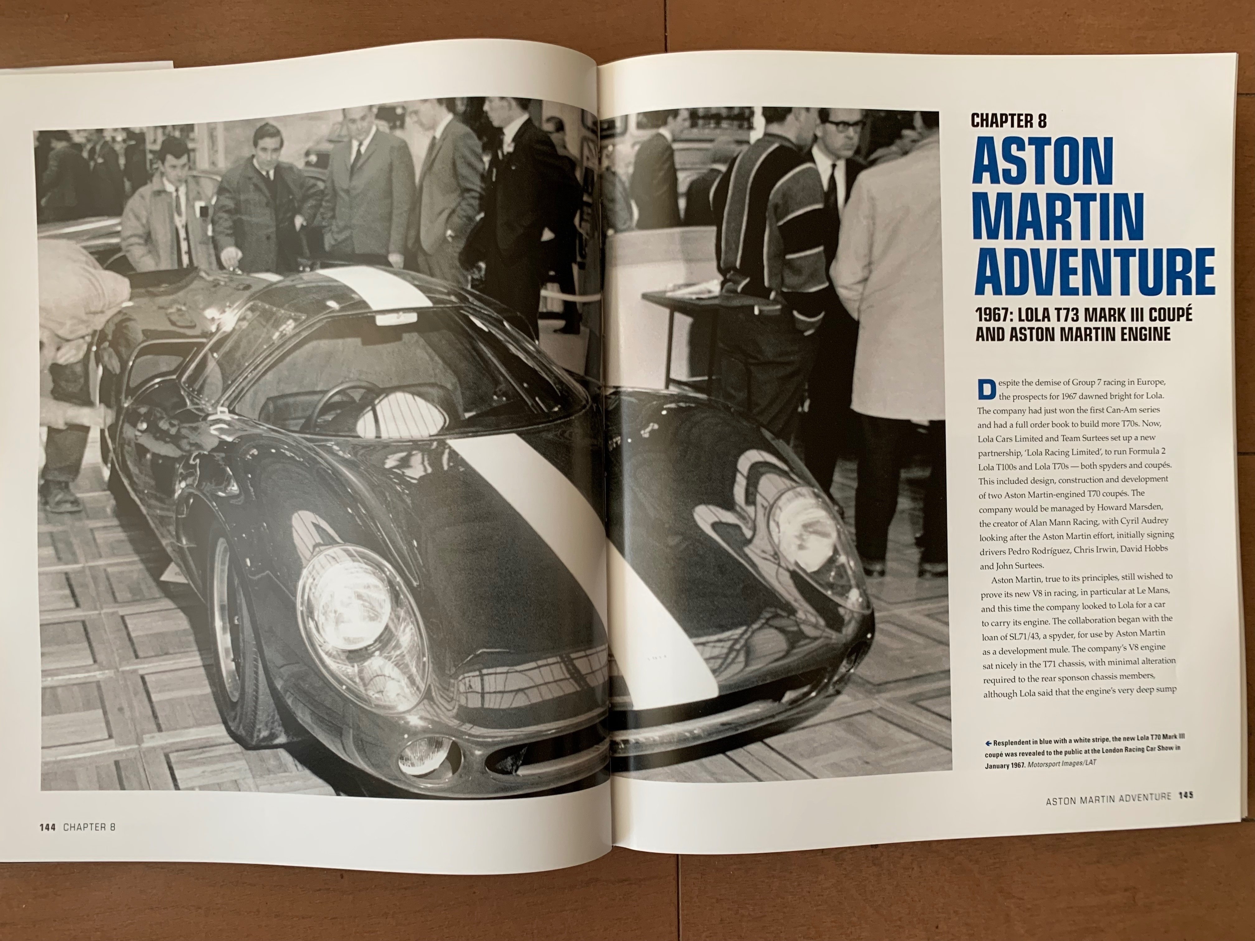 洋書 LOLA T70　The Racing History & ~ 背割れあり 洋書 LOLA T70 The Racing History & ~ 背割れあり