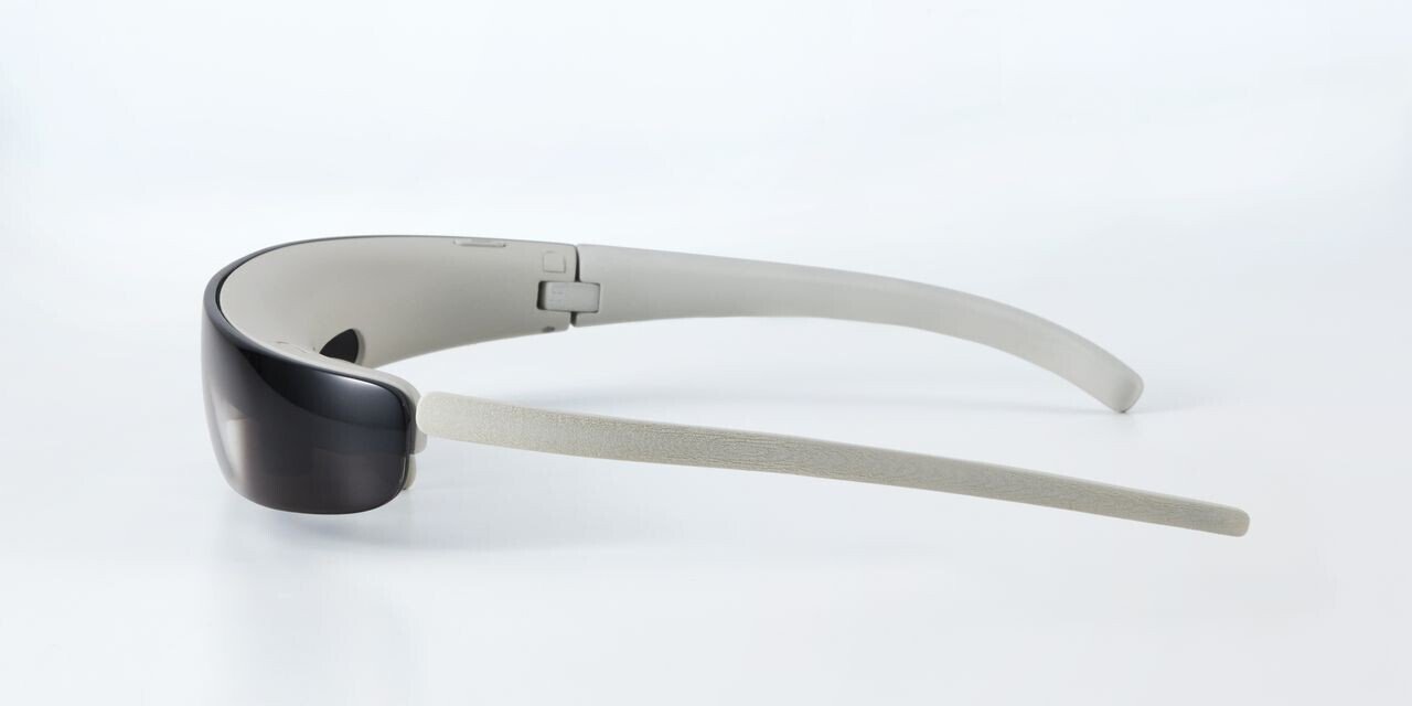 進化したミライのメガネ？――オートフォーカスアイウエア「ViXion01」を