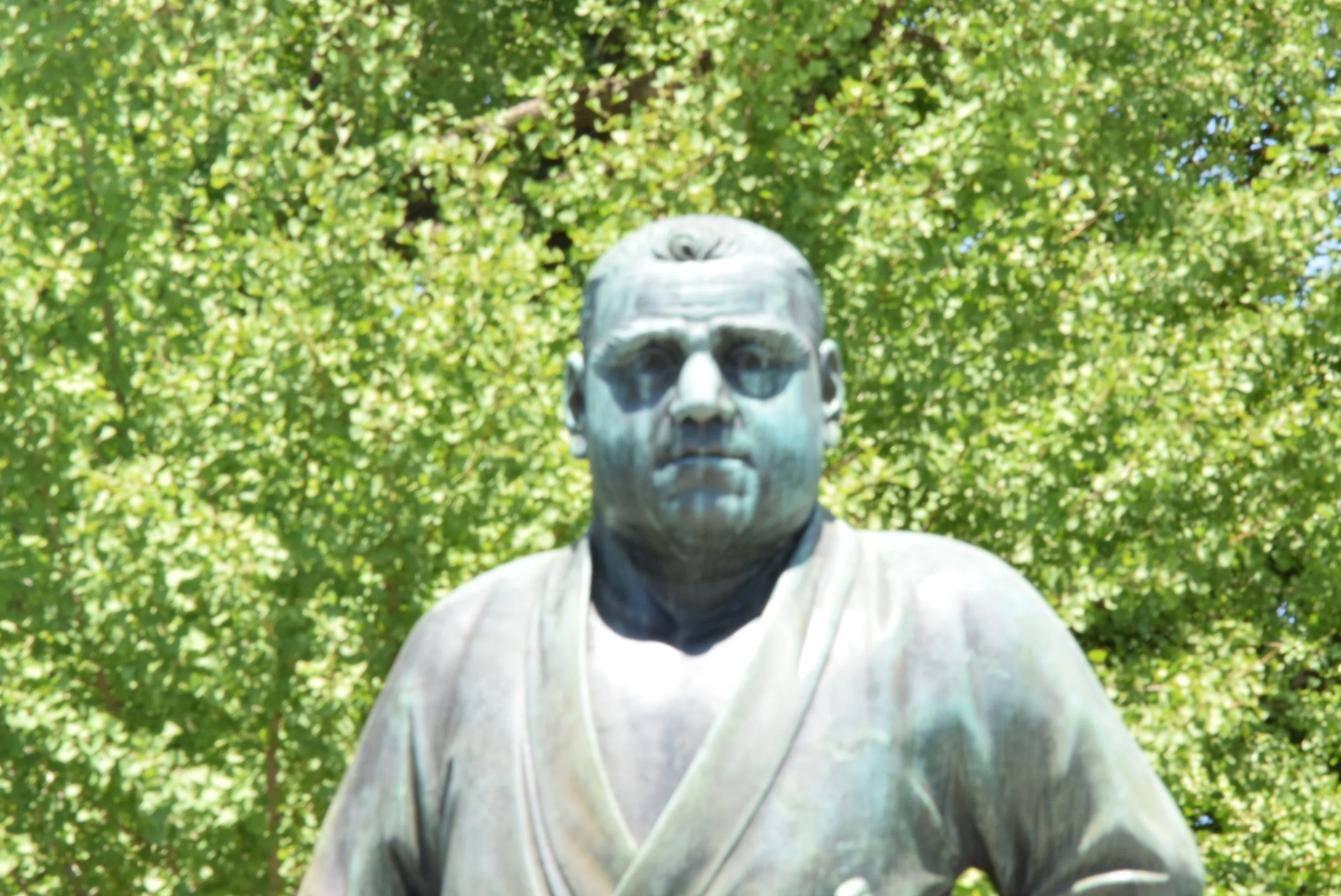 上野公園史跡巡り｜西郷隆盛銅像と彰義隊戦死之碑｜田中畔道｜ライター