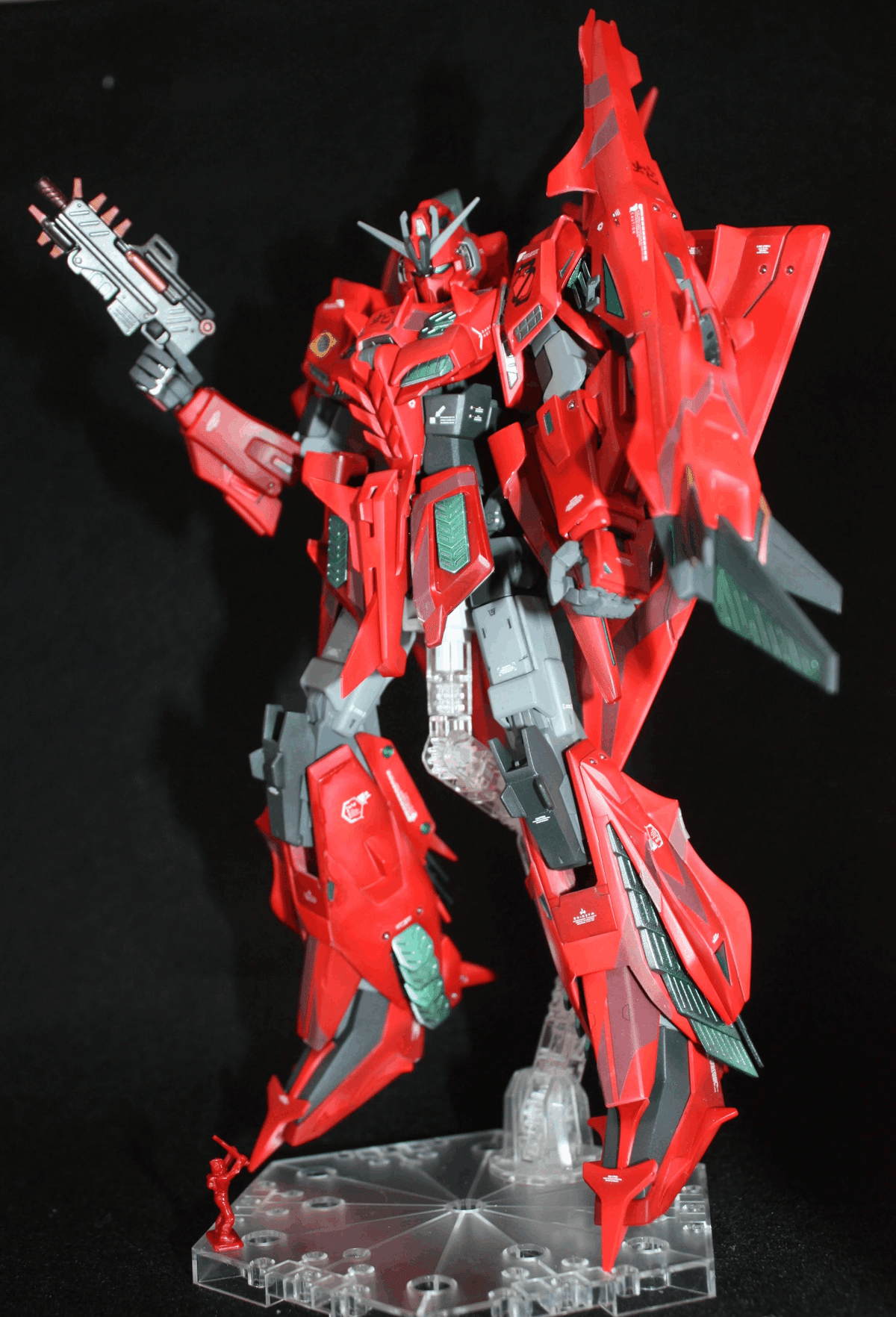 制作記)ゼータガンダム3号機P2型 レッドゼータ その2(完成 制作記)ゼータガンダム3号機P2型 レッドゼータ その2(完成