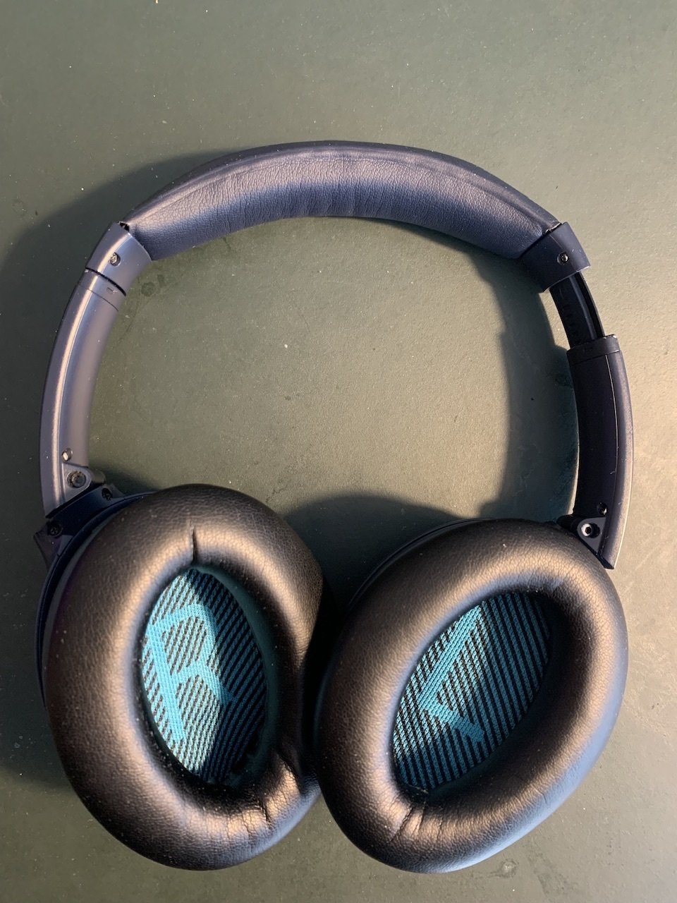 ノイズキャンセリングヘッドホンBOSE QuietComfort 35 IIの ノイズキャンセリングヘッドホンBOSE QuietComfort 35 IIの