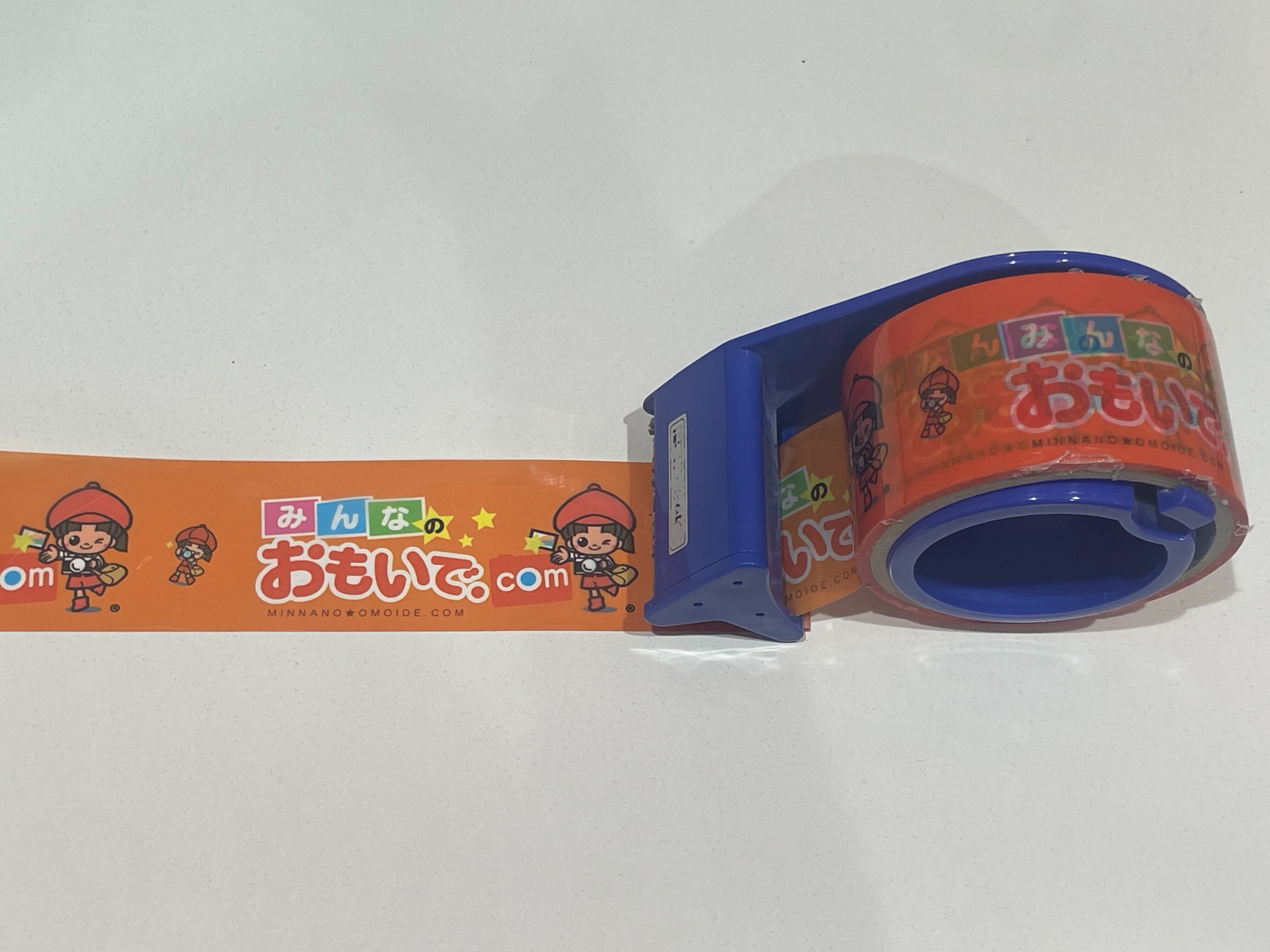 非売品オリジナルグッズ〕社内中のエミちゃんグッズをご紹介🧡｜株式