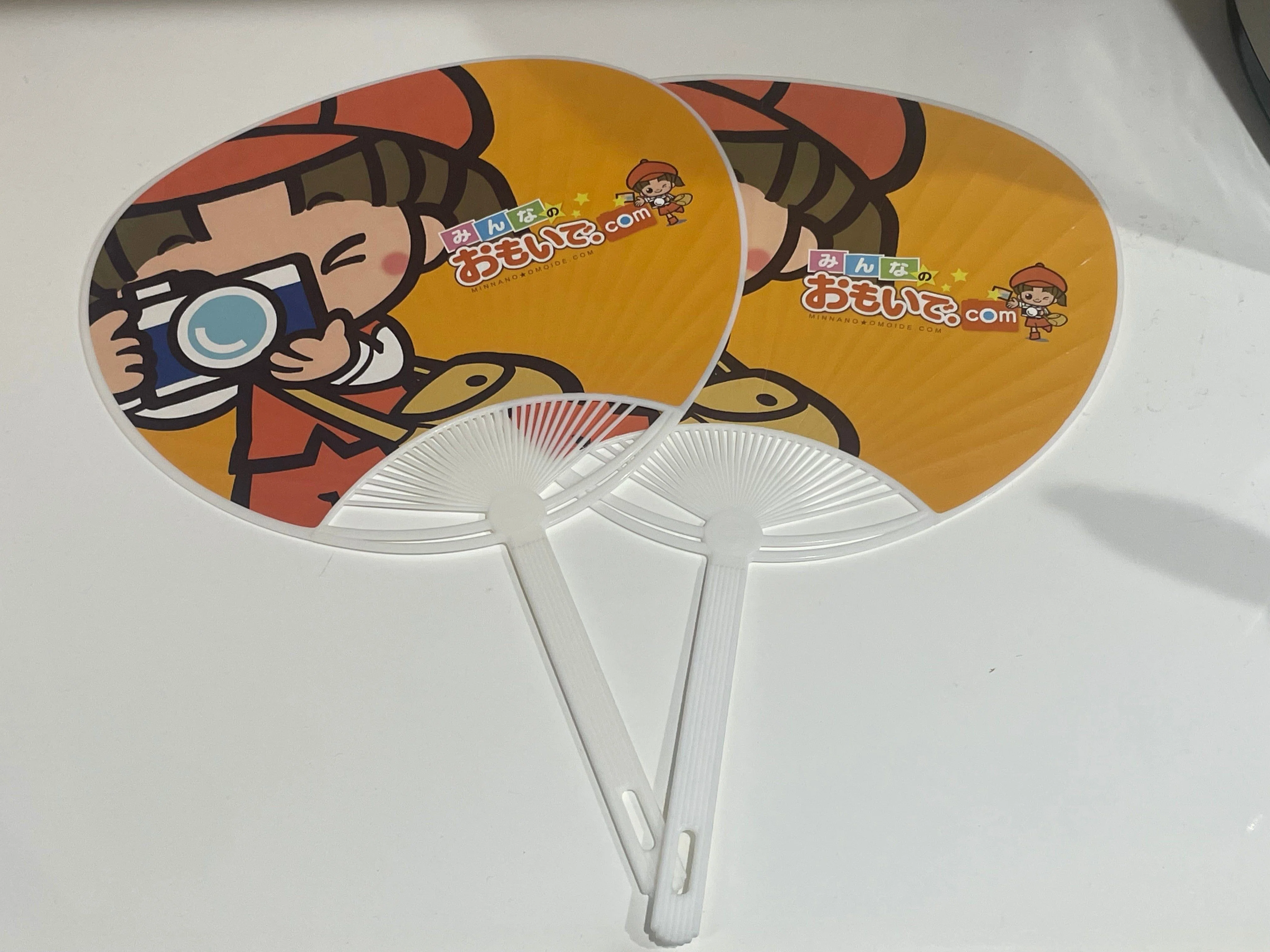 非売品オリジナルグッズ〕社内中のエミちゃんグッズをご紹介🧡｜株式