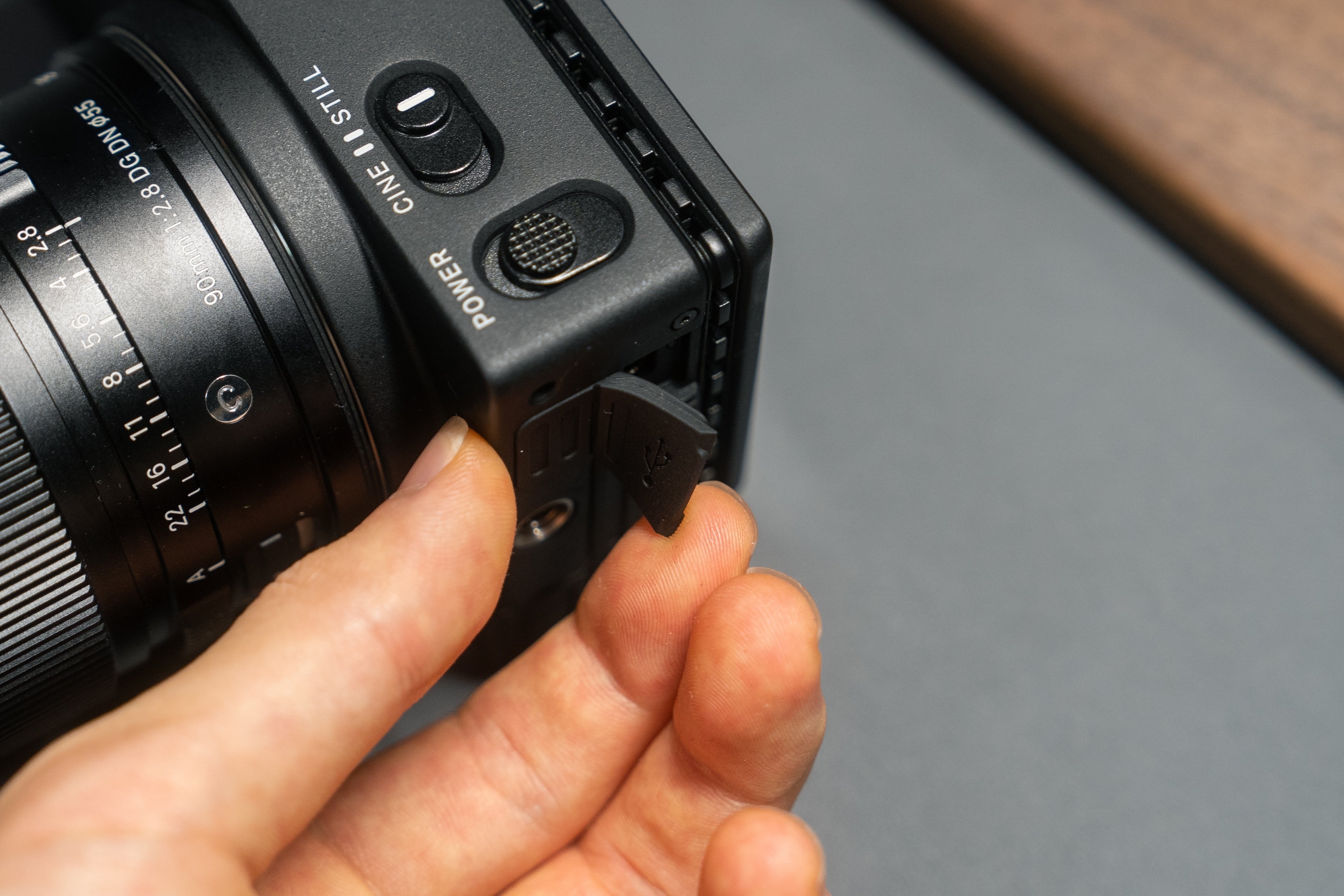 ポケットに6100万画素。SIGMA fp L レビュー｜最高に癖のある