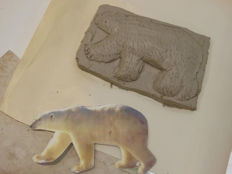 新品　オルセー美術館　ポンポン　シロクマ　プルトイ　転がすおもちゃ　木製 子供のためのオルセー美術館（35）夏休み特集ねんどでオルセー
