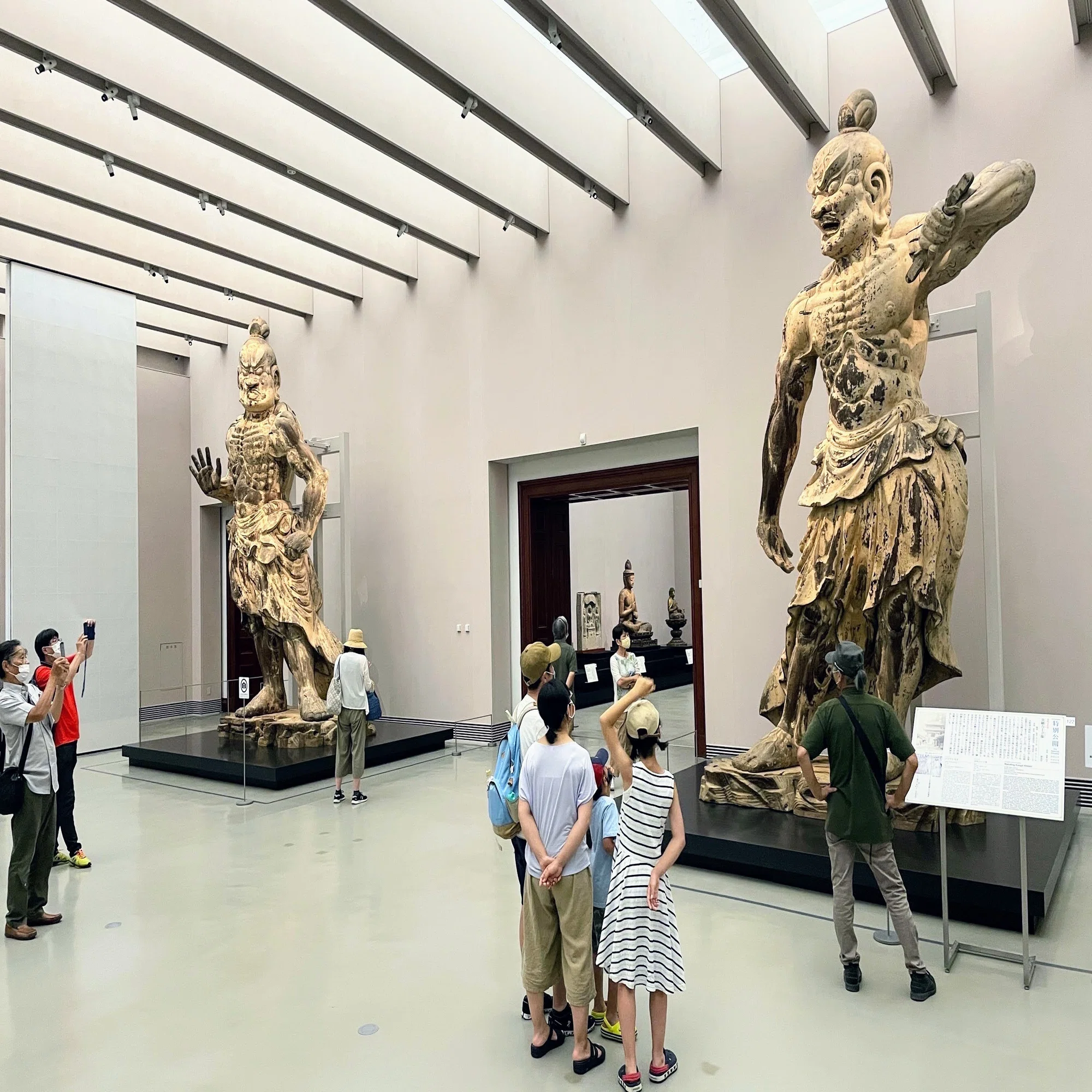 特別公開 金峯山寺仁王門 金剛力士立像 ／奈良国立博物館｜美術館と 