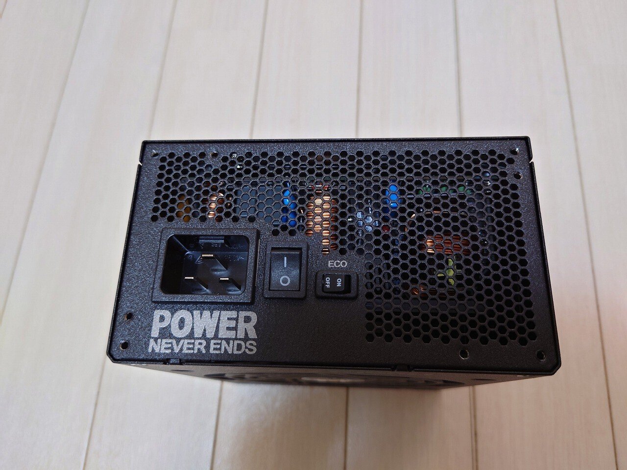 大飯食らいなPC構成に飯を供給する為に:電源ユニット・FSP 大飯食らいなPC構成に飯を供給する為に:電源ユニット・FSP