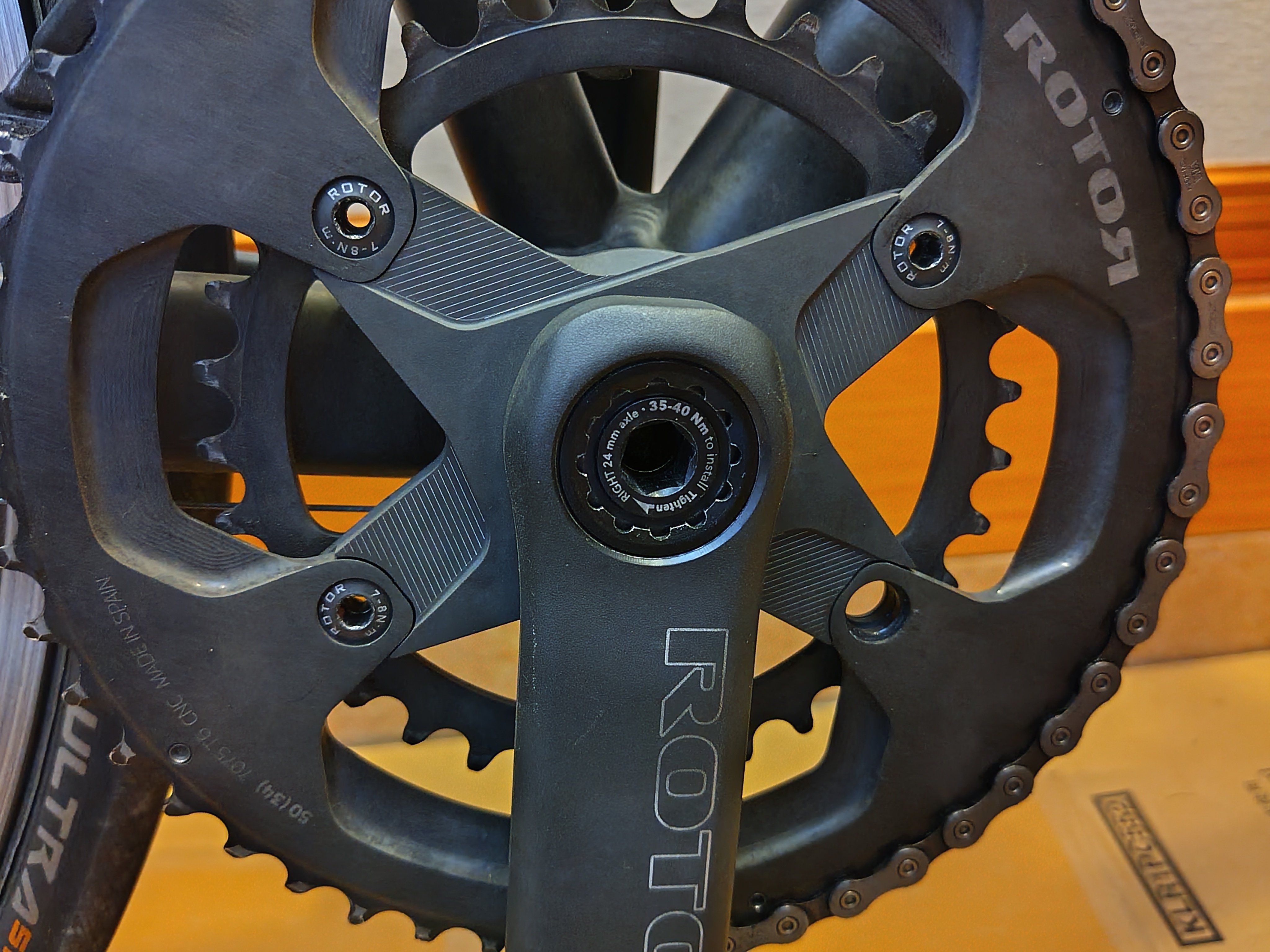 CARRERA ER-01アルテグラ スギノクランクゾンダ組み基本分解発送無料！ CARRERA ER-01アルテグラ スギノクランクゾンダ組み基本分解発送無料