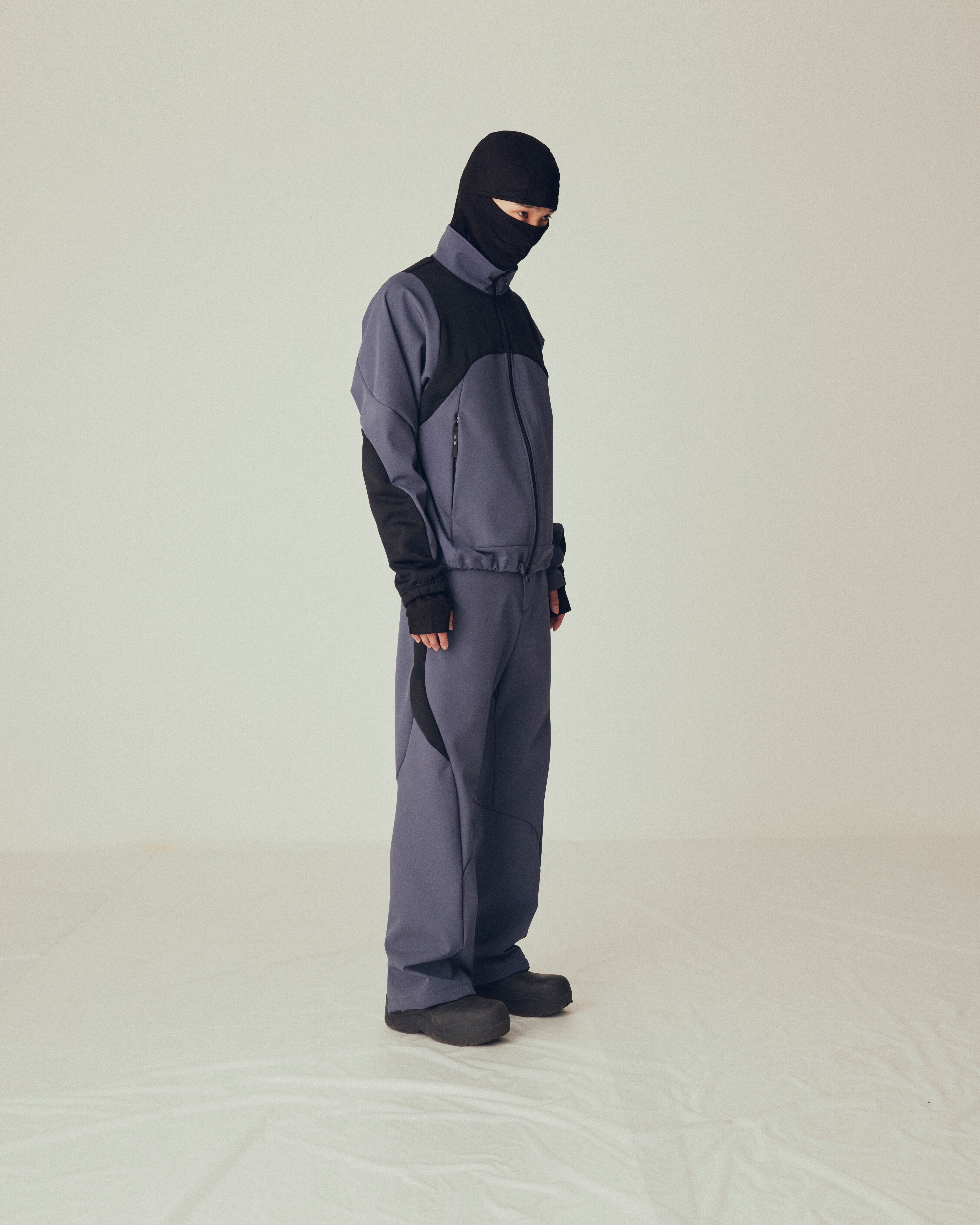 ROTOL 2023AW TECKPANTS ブラック　サイズ2 M ROTOL / TWIST TRACK TECH PANTS – BLACK | disarm | no. ROTOL