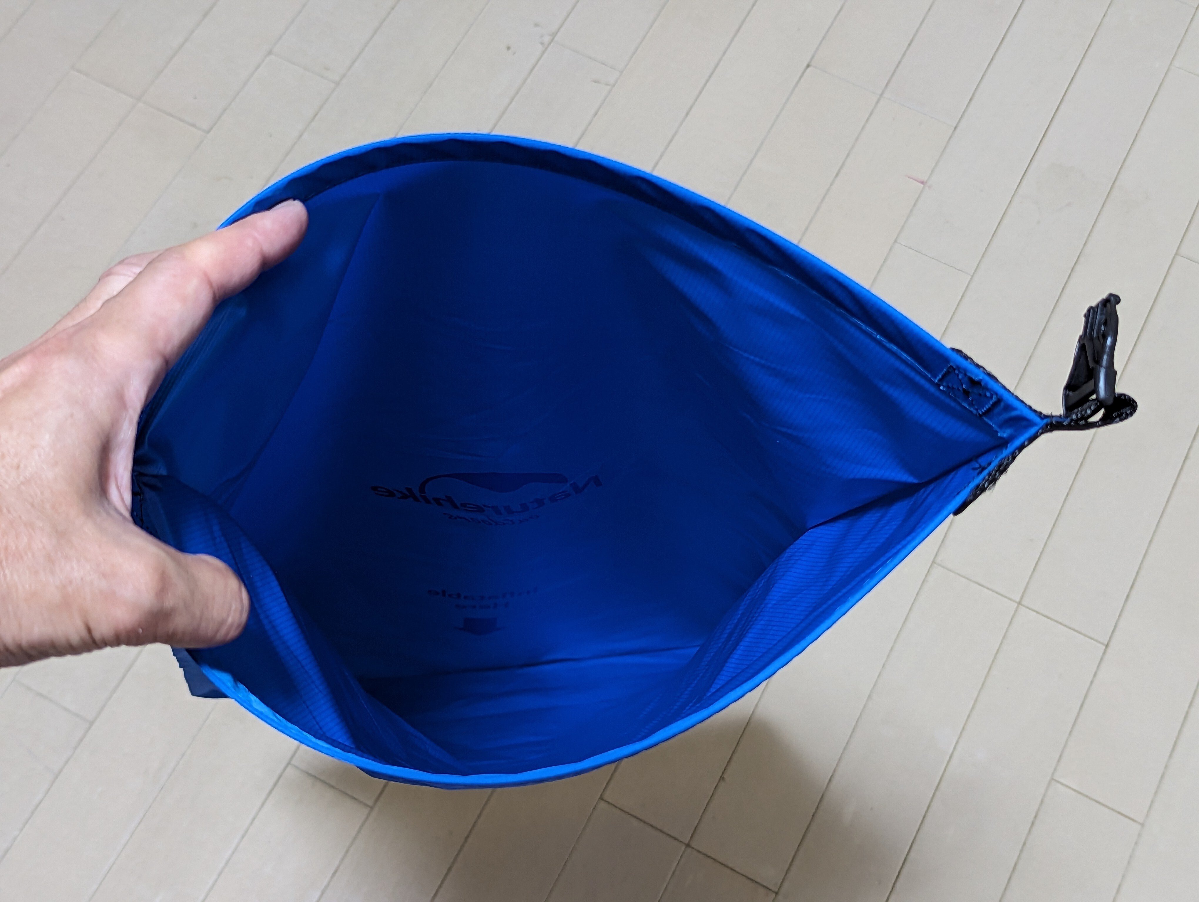 キャンプ道具 『ポンプバッグ』 ~汗をかかずに空気を入れられ キャンプ道具 『ポンプバッグ』 ~汗をかかずに空気を入れられ