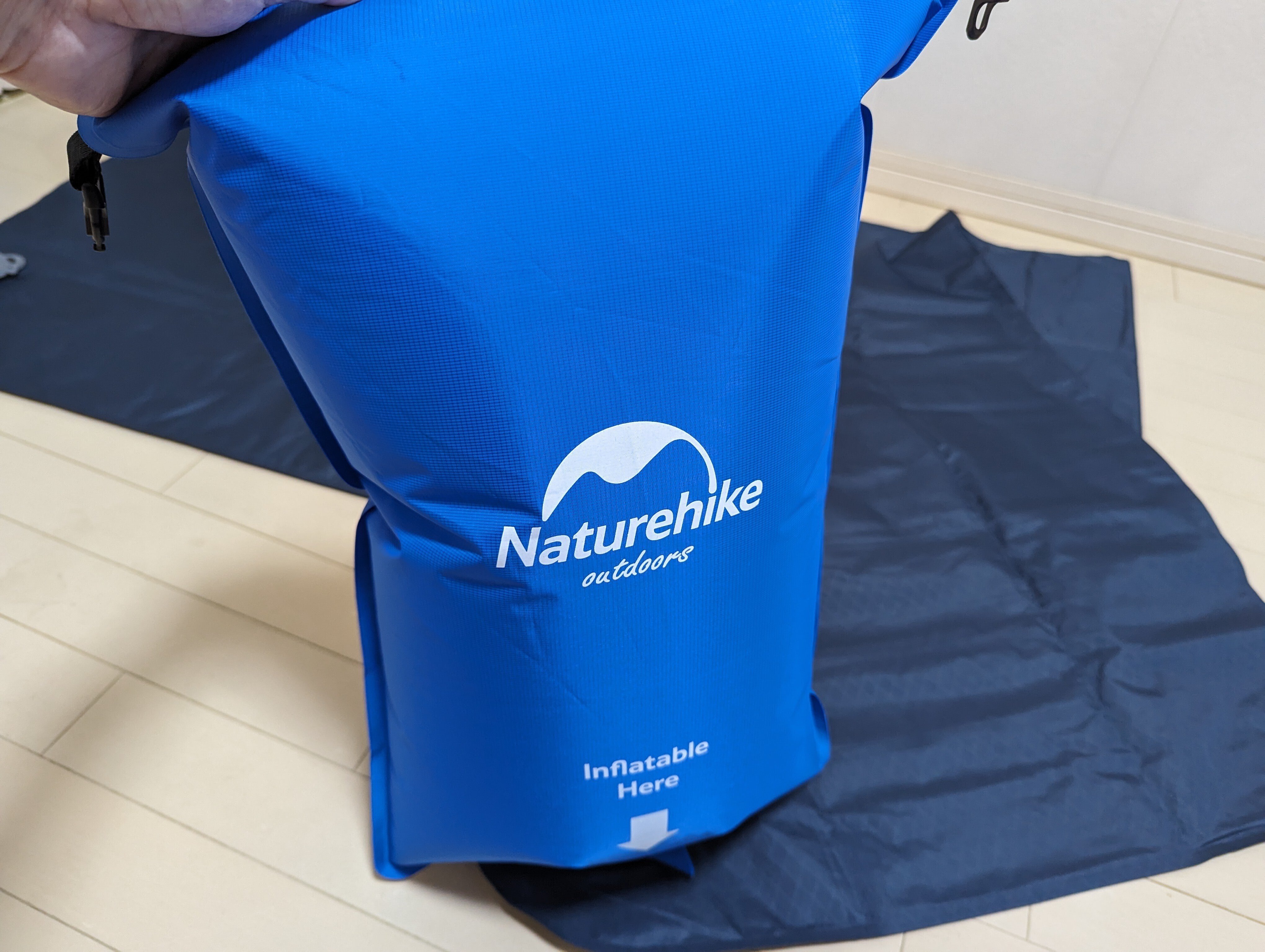 モンベル エアマット▪️エアピロー▪️ポンプバック キャンプ道具 『ポンプバッグ』 ～汗をかかずに空気を入れられました