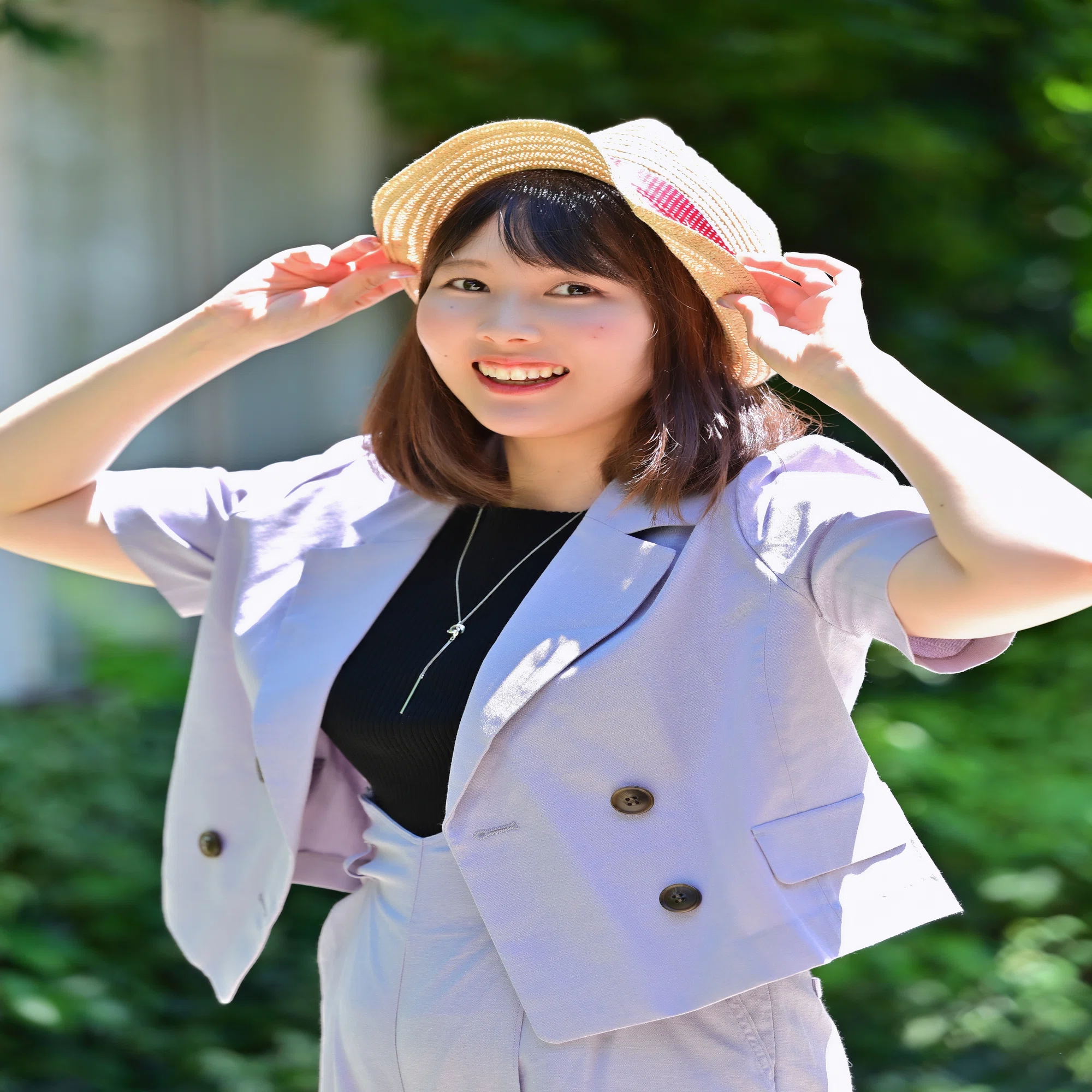 荒川 真衣
