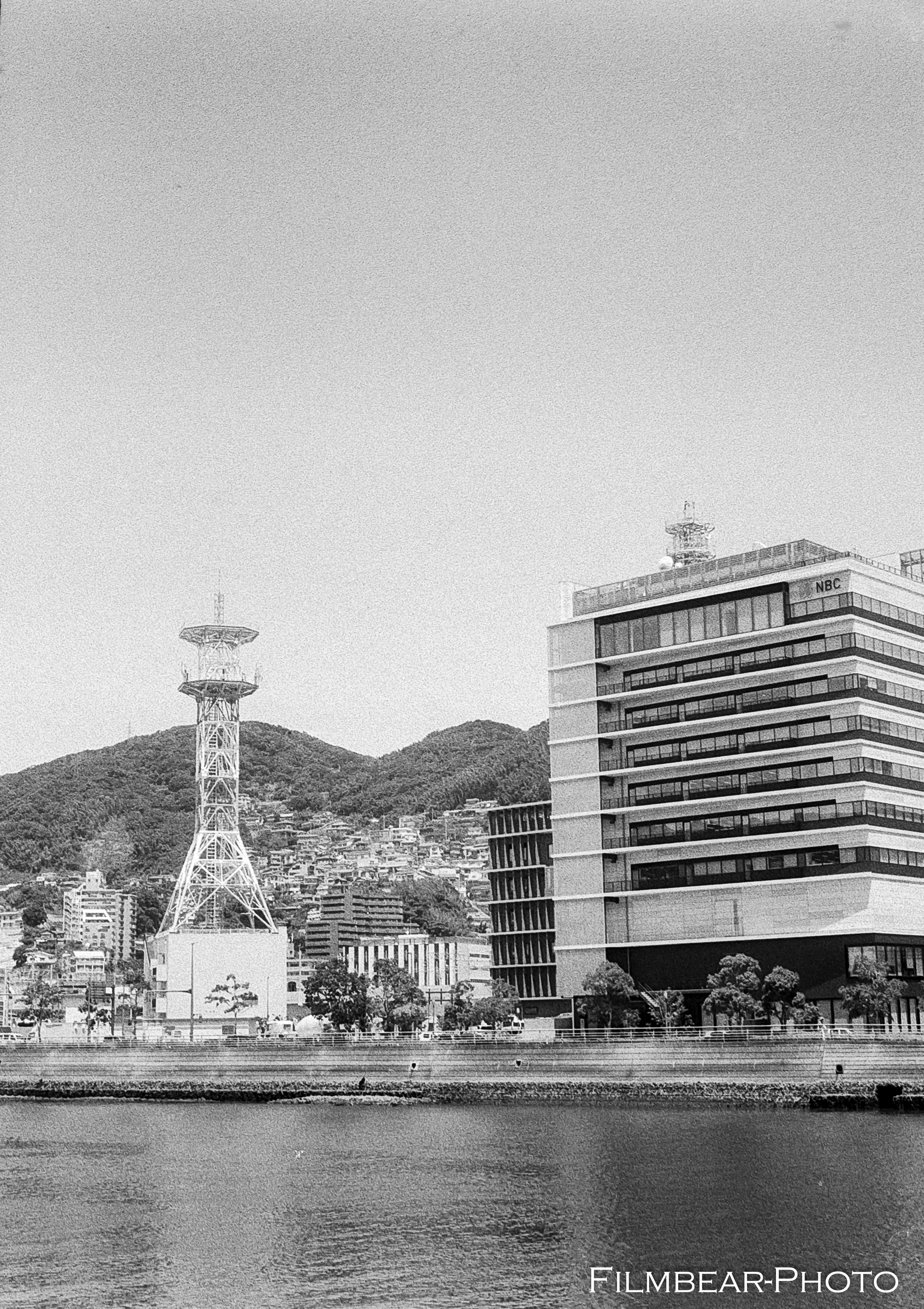 ヤシカ ハーフ17｜怪力熊男