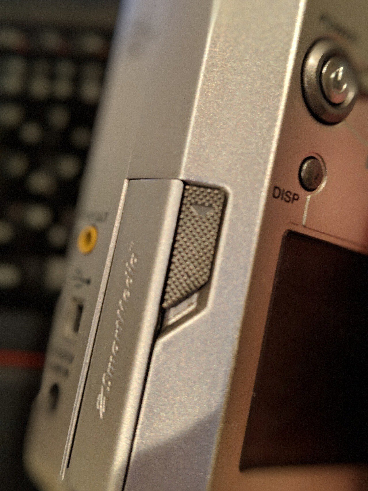 FUJIFILM Finepix 6800Z|元田中マロ FUJIFILM Finepix 6800Z|元田中マロ