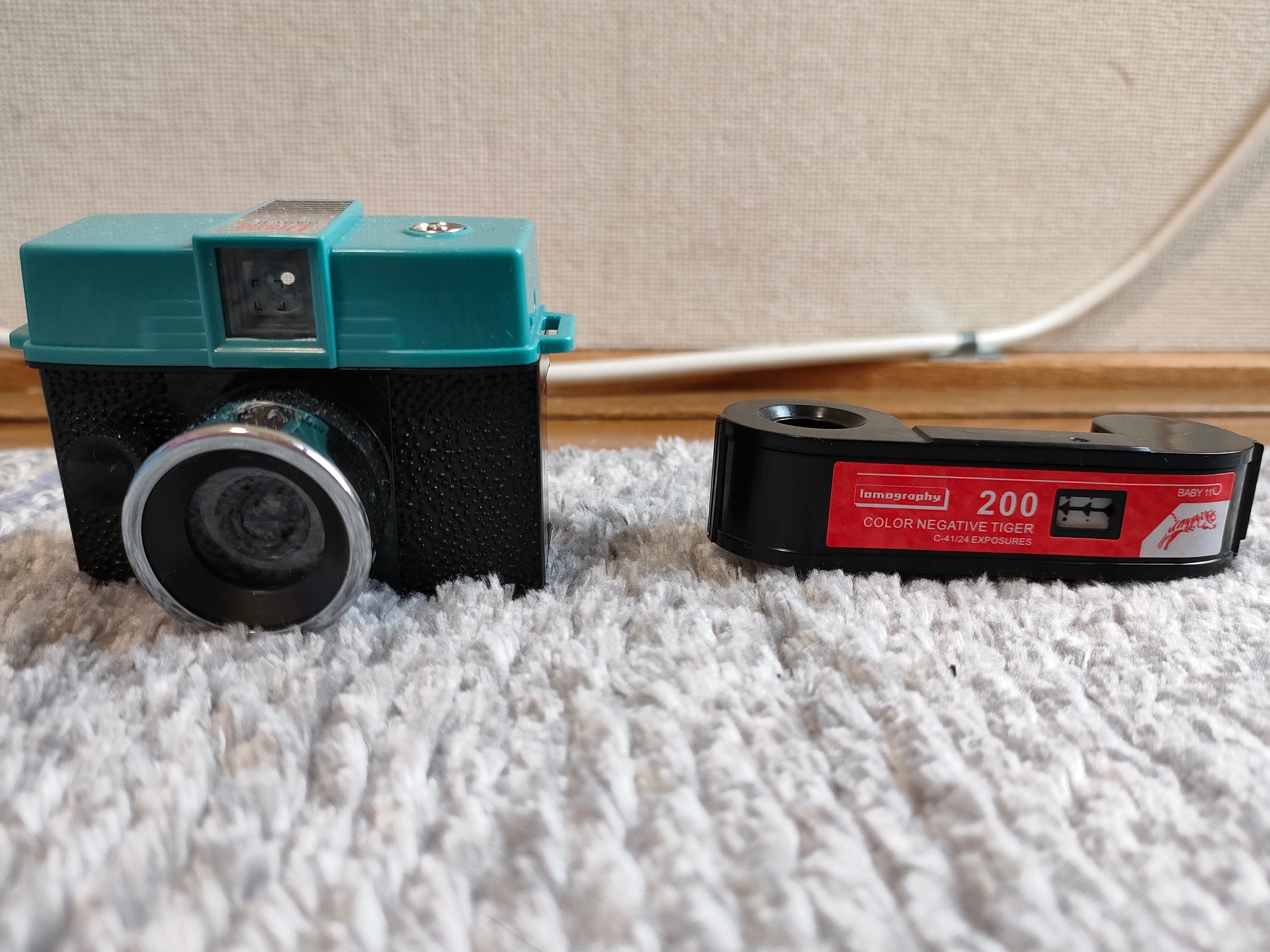 稀少”110フィルム”を使ったDiana Baby110は街歩きカメラに便利 稀少”110フィルム”を使ったDiana Baby110は街歩きカメラに便利
