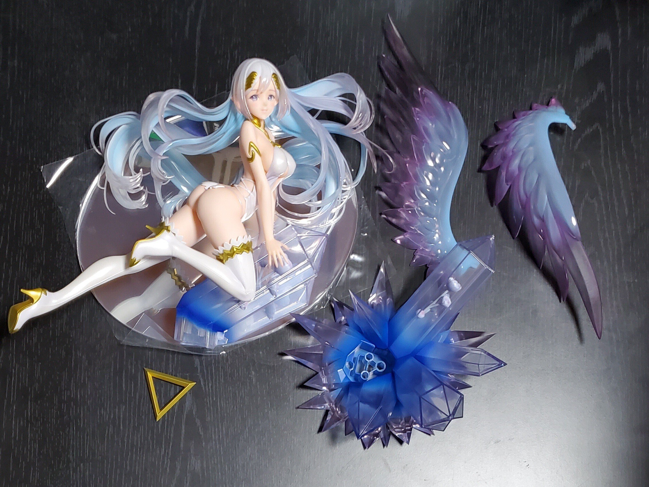 幻奏美術館 Verse01 水晶の天使アリア 1/7スケール』開封
