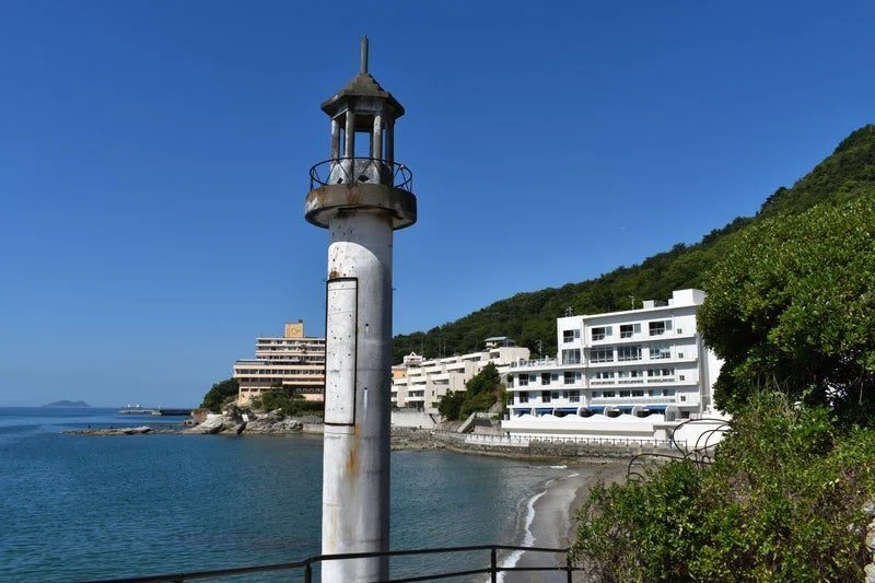 和歌浦散歩②「海岸美を読む」|高坂正澄