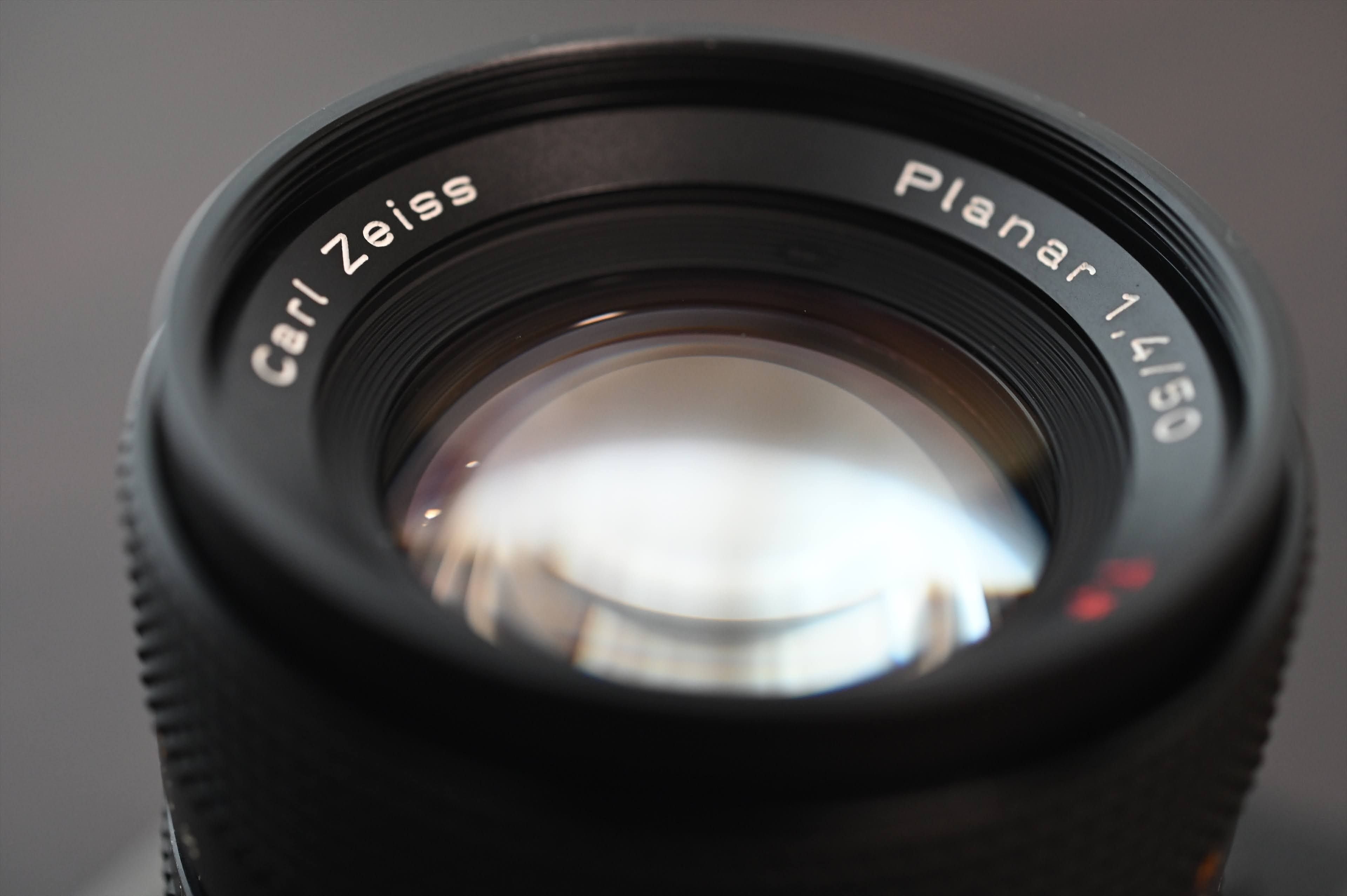 レビュー】X-PRO3 x CARL ZEISS PLANAR 50mmF1.4|pepepe レビュー】X-PRO3 x CARL ZEISS PLANAR 50mmF1.4|pepepe