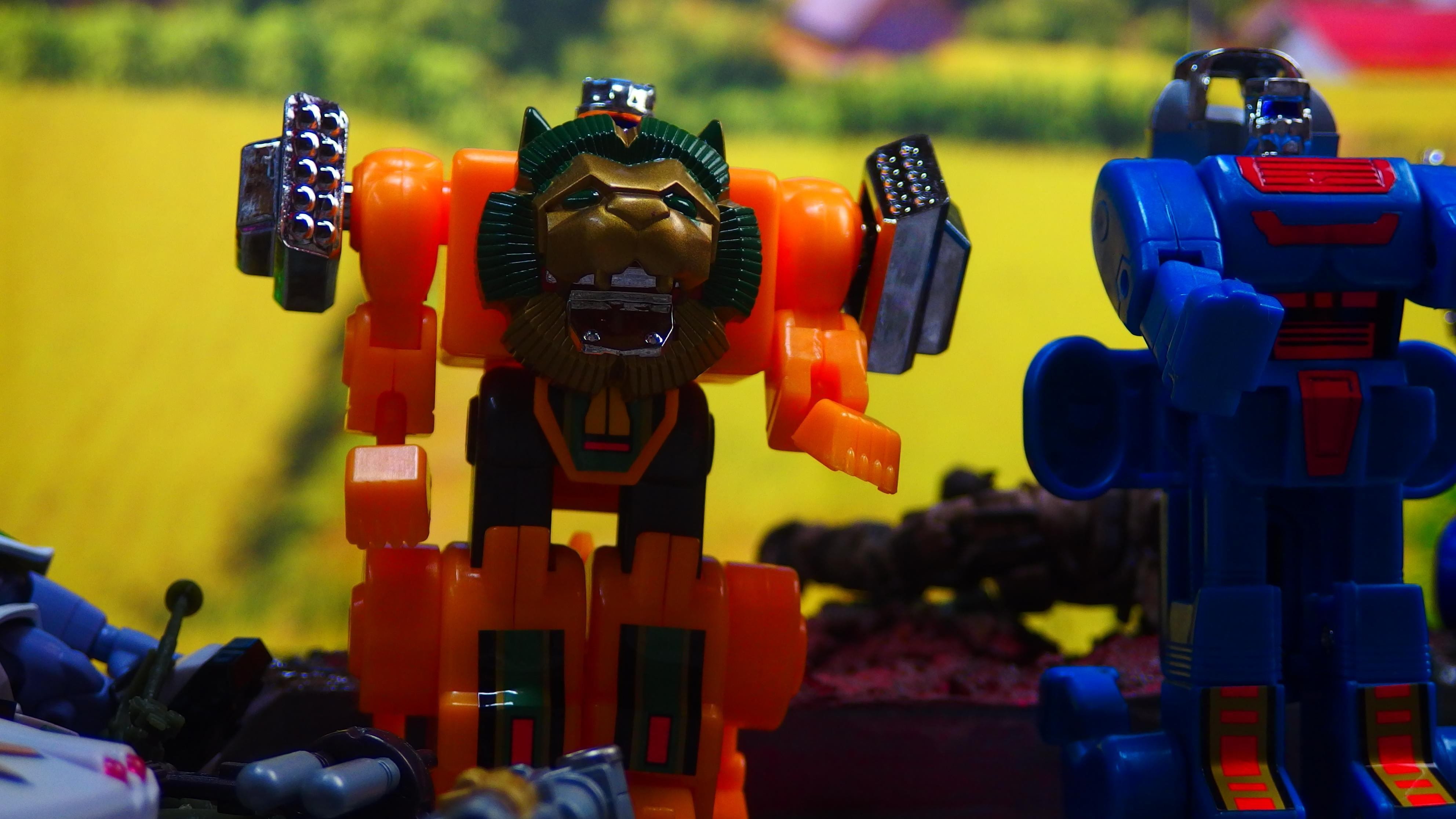 フックトイ][変形ロボ]ジオラマ玩具レビュー208 ライオン(動物変身戦隊