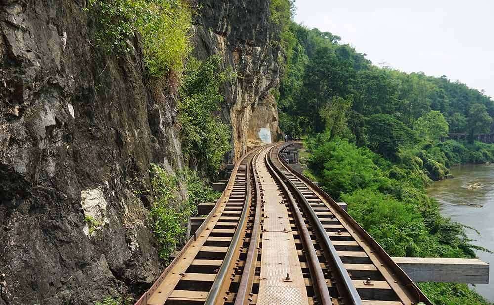 戦場にかける橋 泰緬鉄道の栄光と悲劇 クリフォード・キンビグ 戦場にかける橋 : 泰緬鉄道の栄光と悲劇(クリフォード・キンビグ